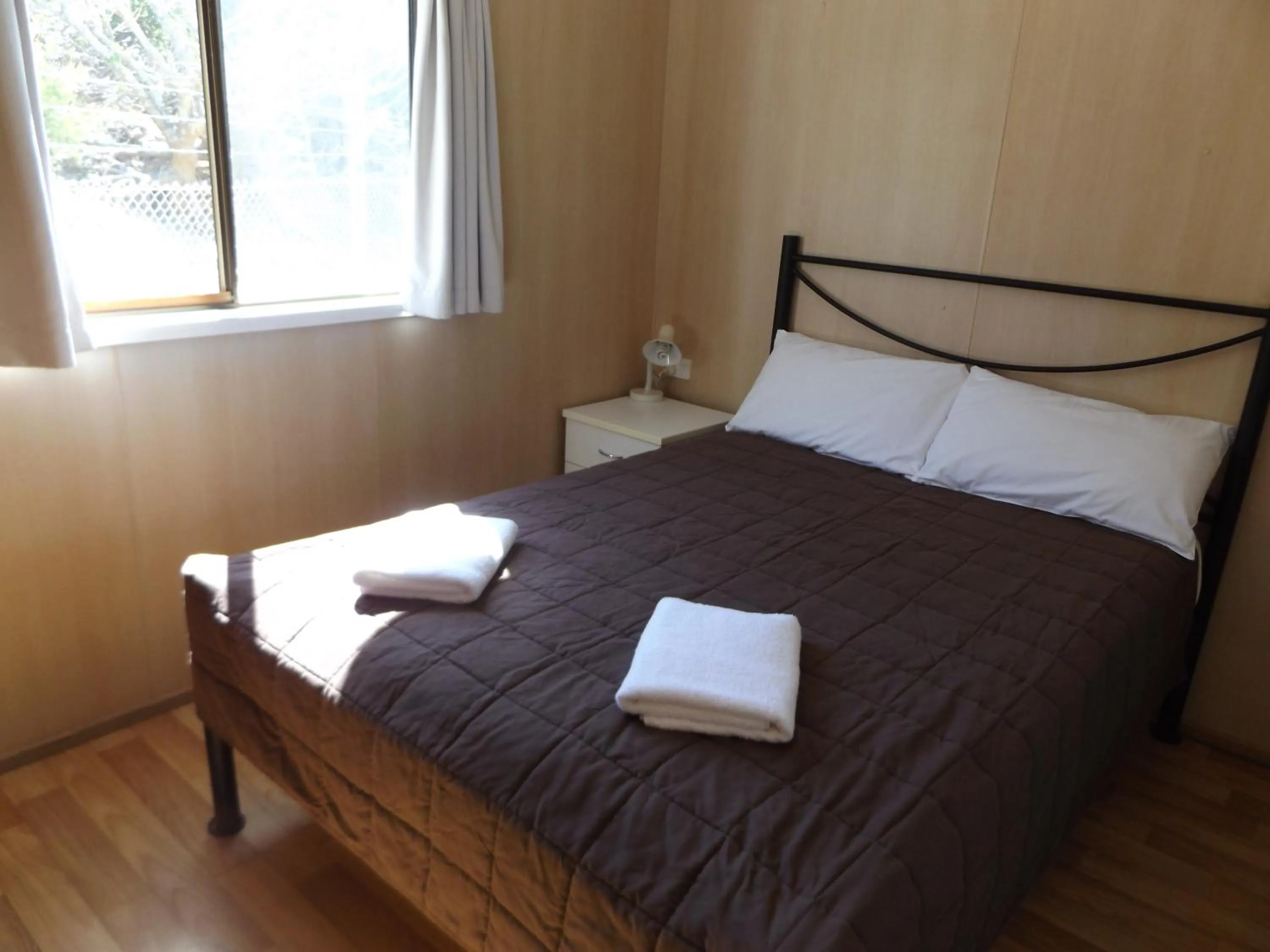 Bedroom, Bed in Birubi Beach Holiday Park