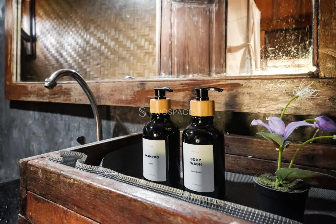 Kayu Beach Villa by TwoSpaces, Nusa Dua Beach