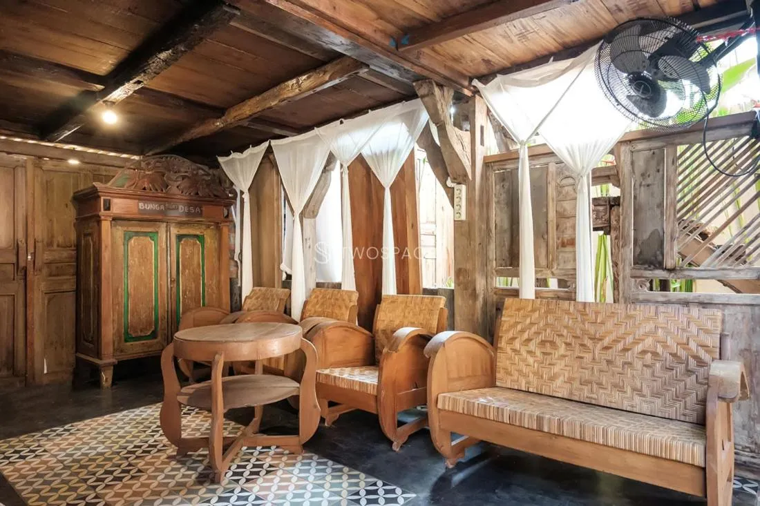 Kayu Beach Villa by TwoSpaces, Nusa Dua Beach