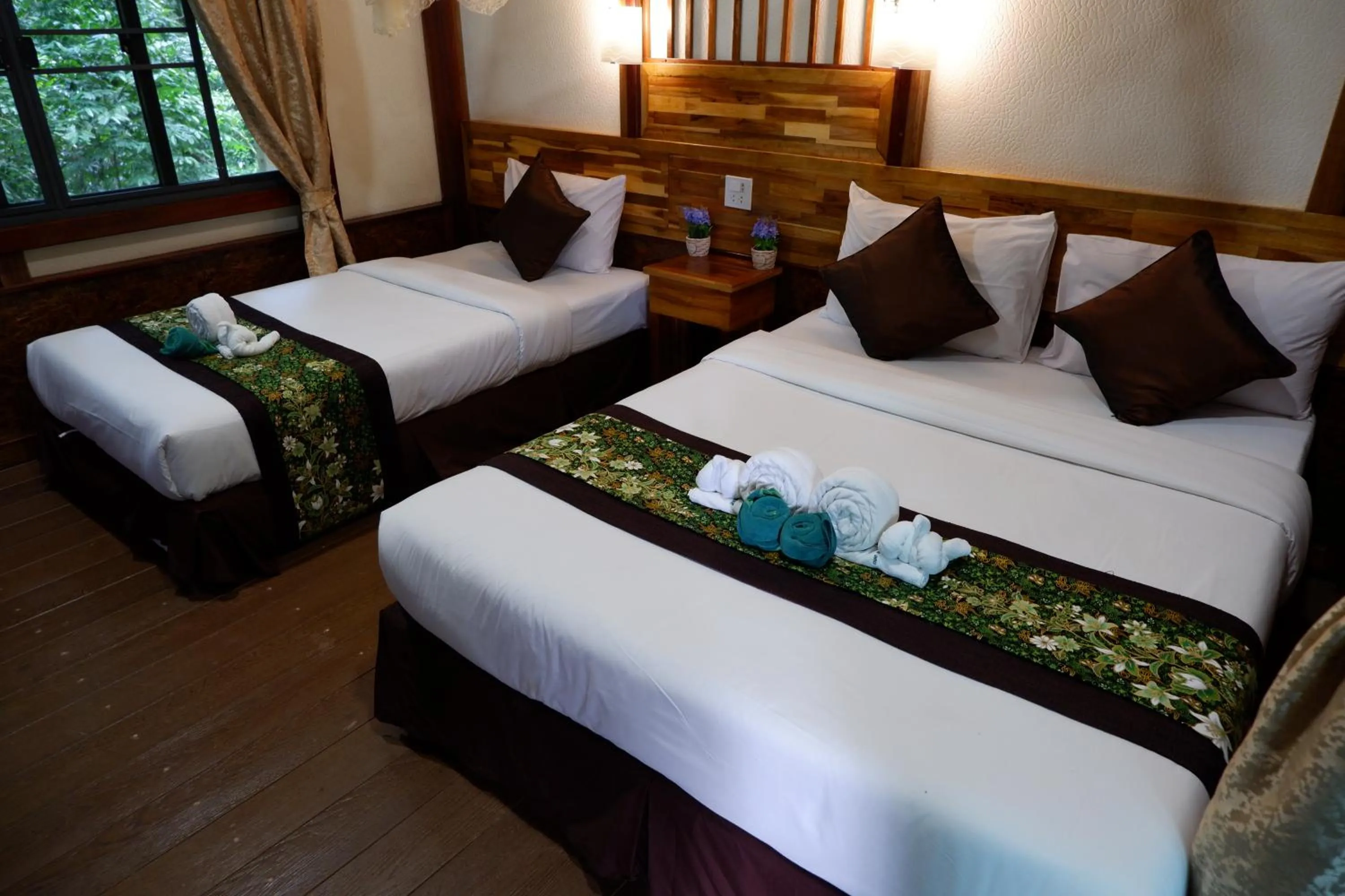 Bed in Khao Sok Nature Resort