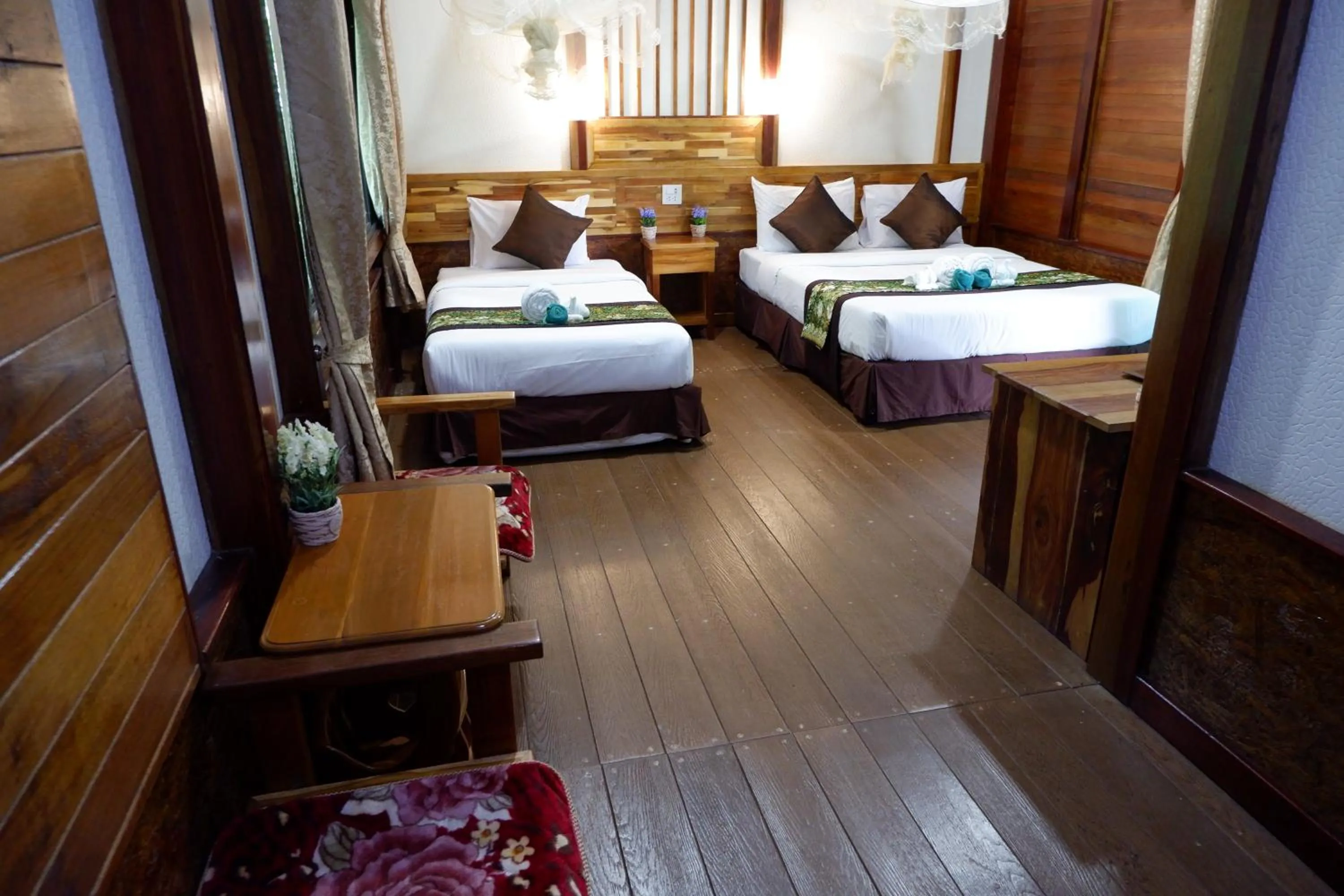 Bed in Khao Sok Nature Resort