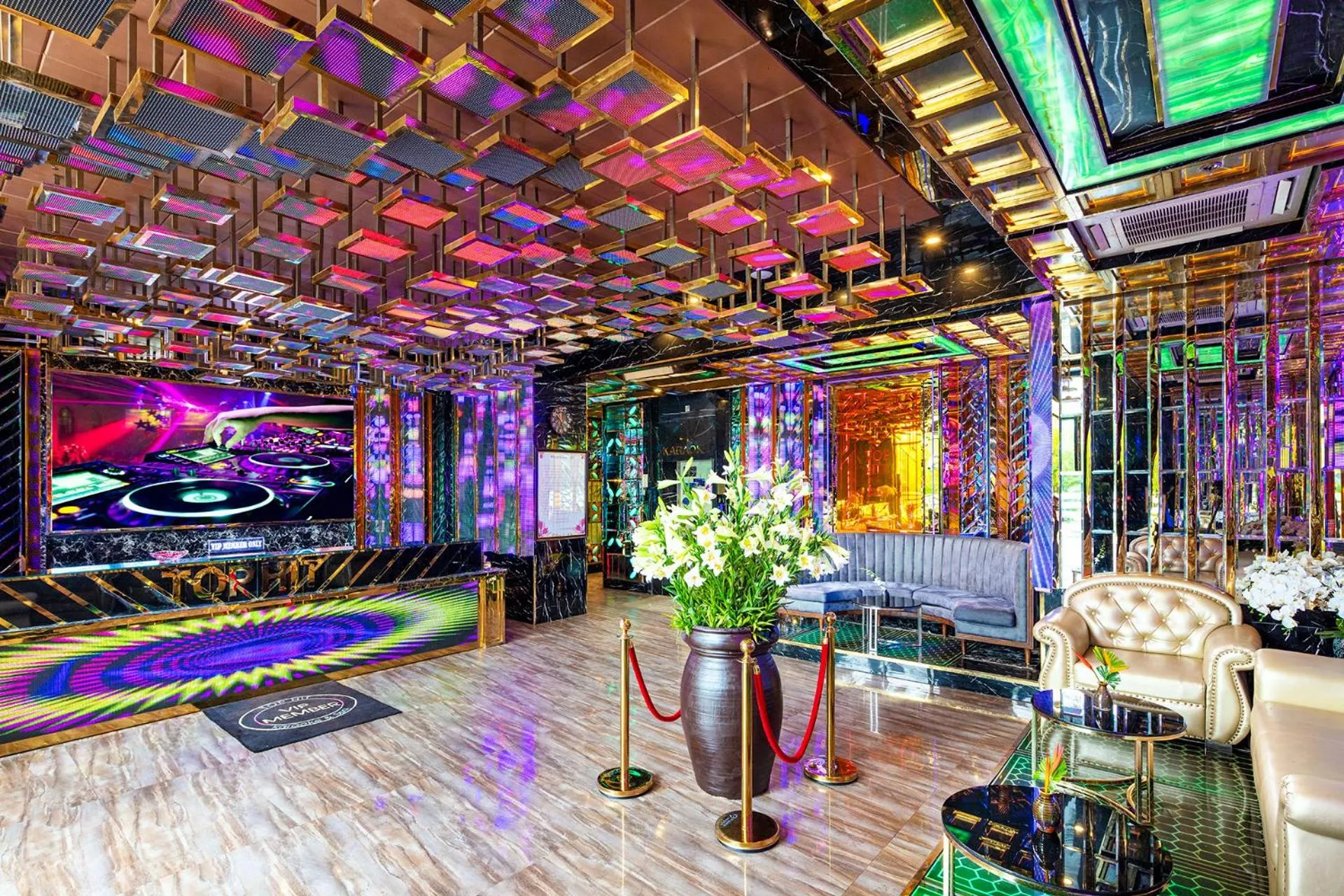 Karaoke in Ravatel Style Hotel Bac Giang