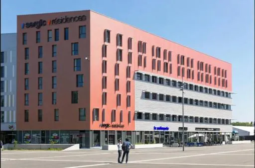 Property building in Twenty Business Flats Lille Grand Stade