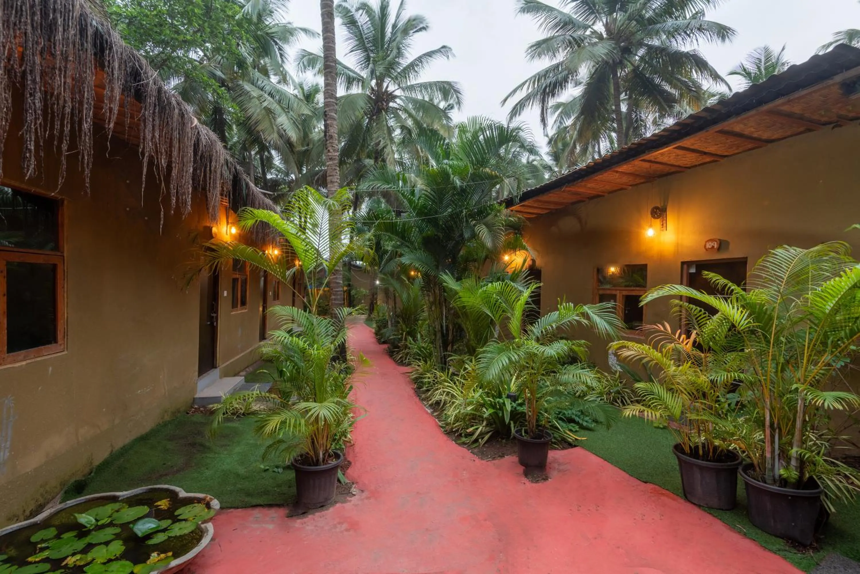 Facade/entrance in Amadi Beach Front Resort