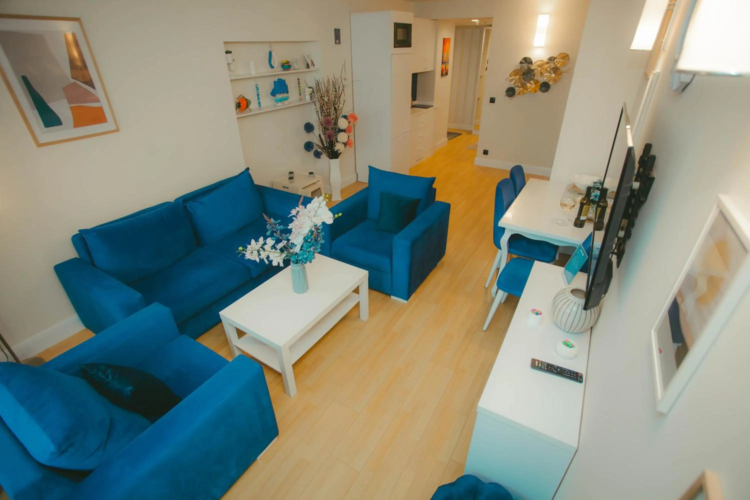 TV and multimedia in Batumi Luxury Resort & Sea View Aparthotel