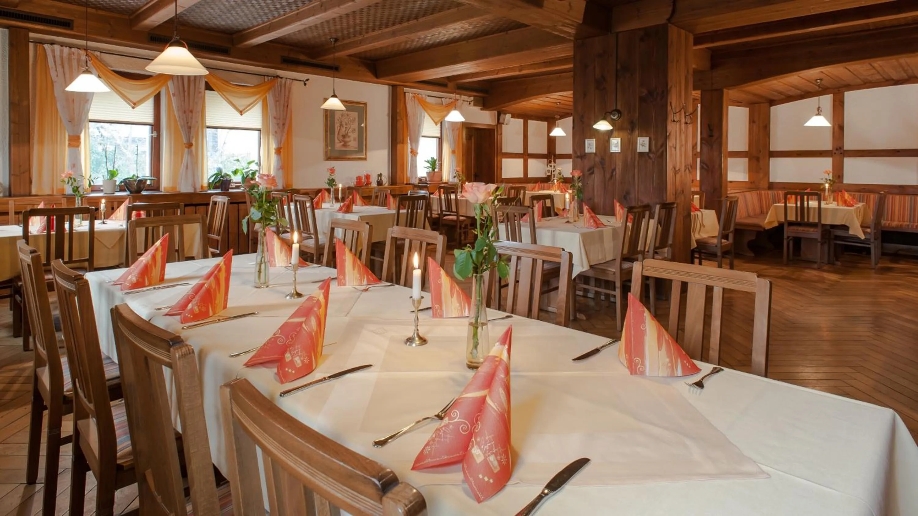 Restaurant/places to eat in Gasthof Sauerteig