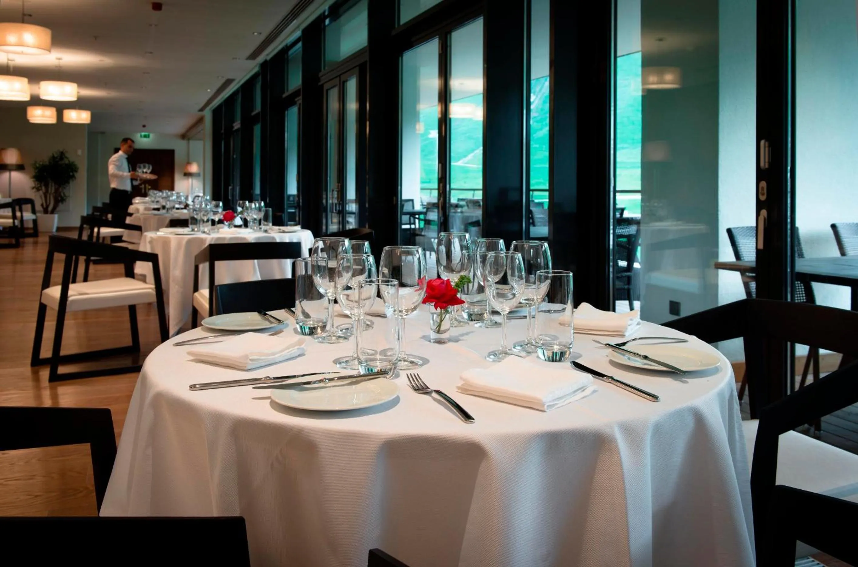 Restaurant/places to eat in Zirve Hotel