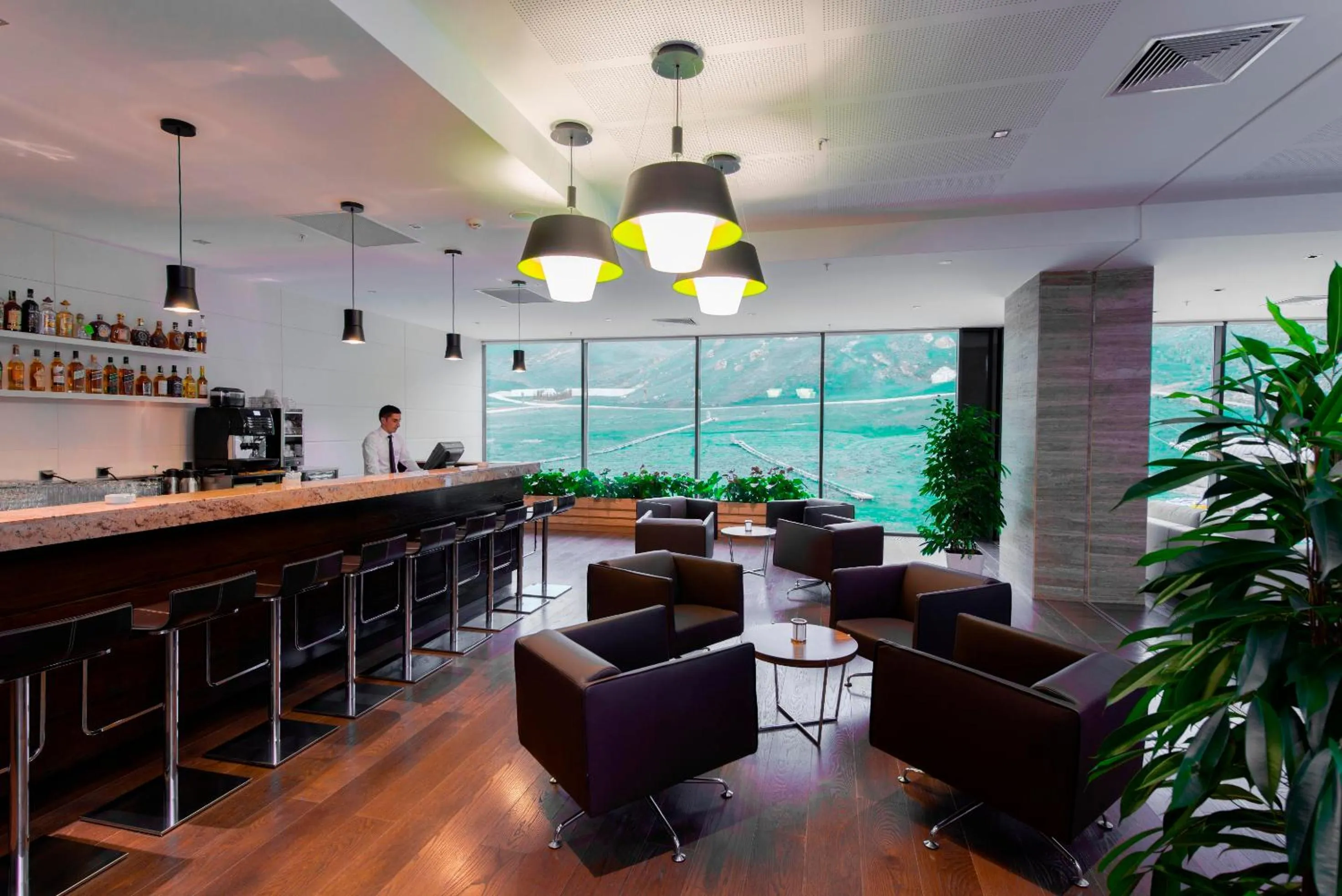 Restaurant/places to eat in Zirve Hotel