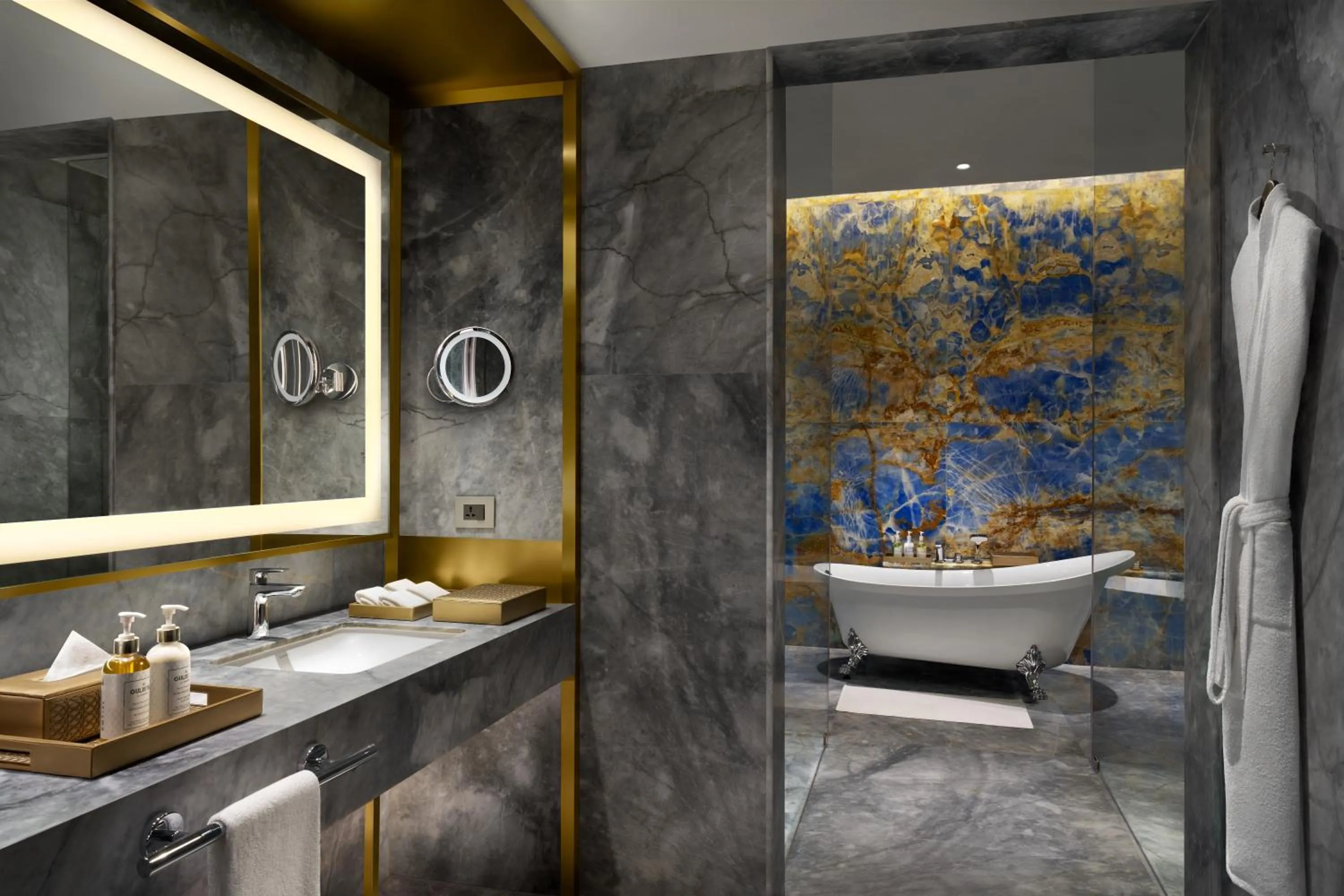 Bathroom in Hyatt Regency Jaipur Mansarovar