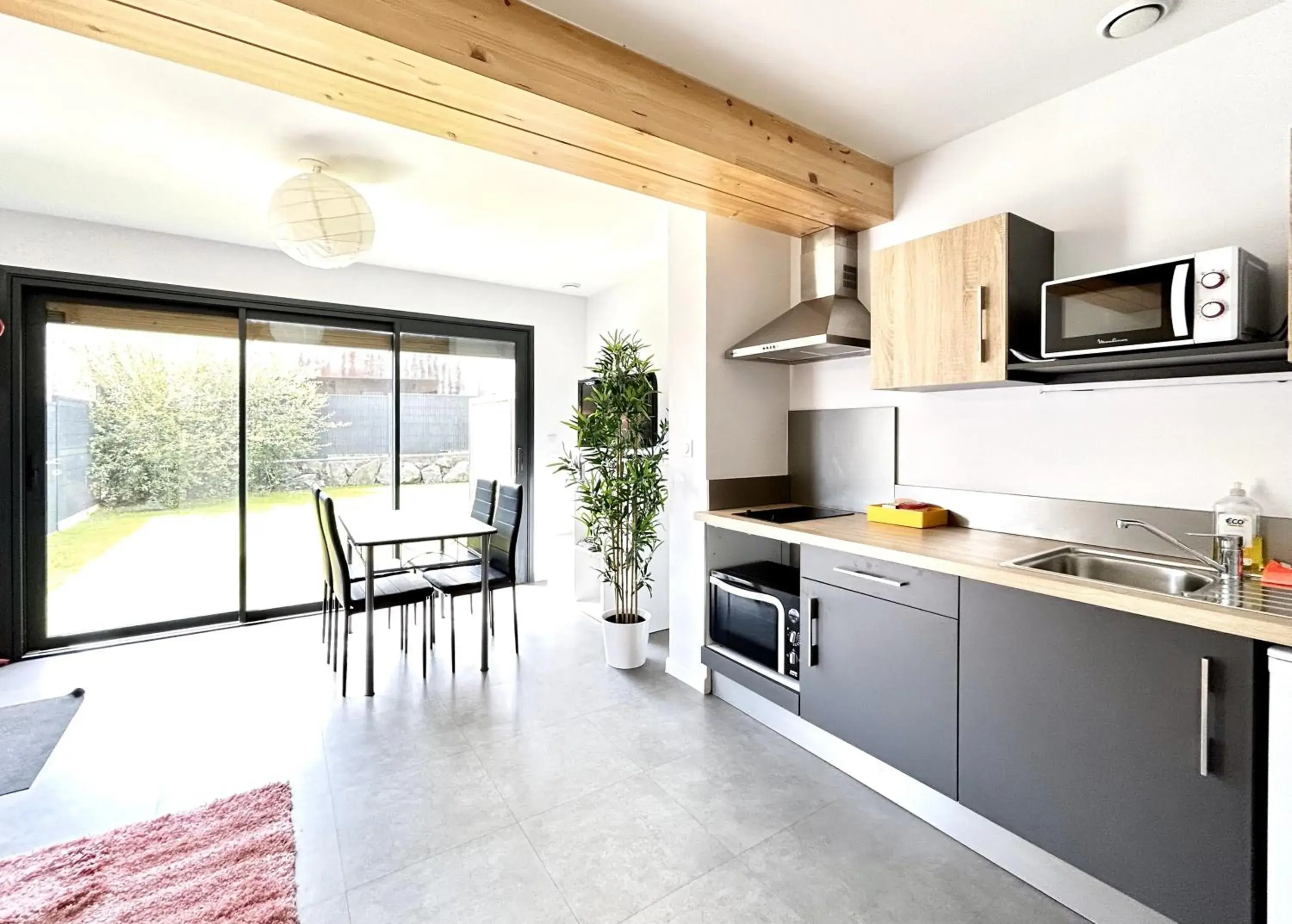 One-Bedroom Apartment in Du vignoble à l'Atlantique - Résidence Montifault gîtes du 2 au 3 pièces One-Bedroom Apartment in Du vignoble à l'Atlantique - Résidence Montifault gîtes du 2 au 3 pièces