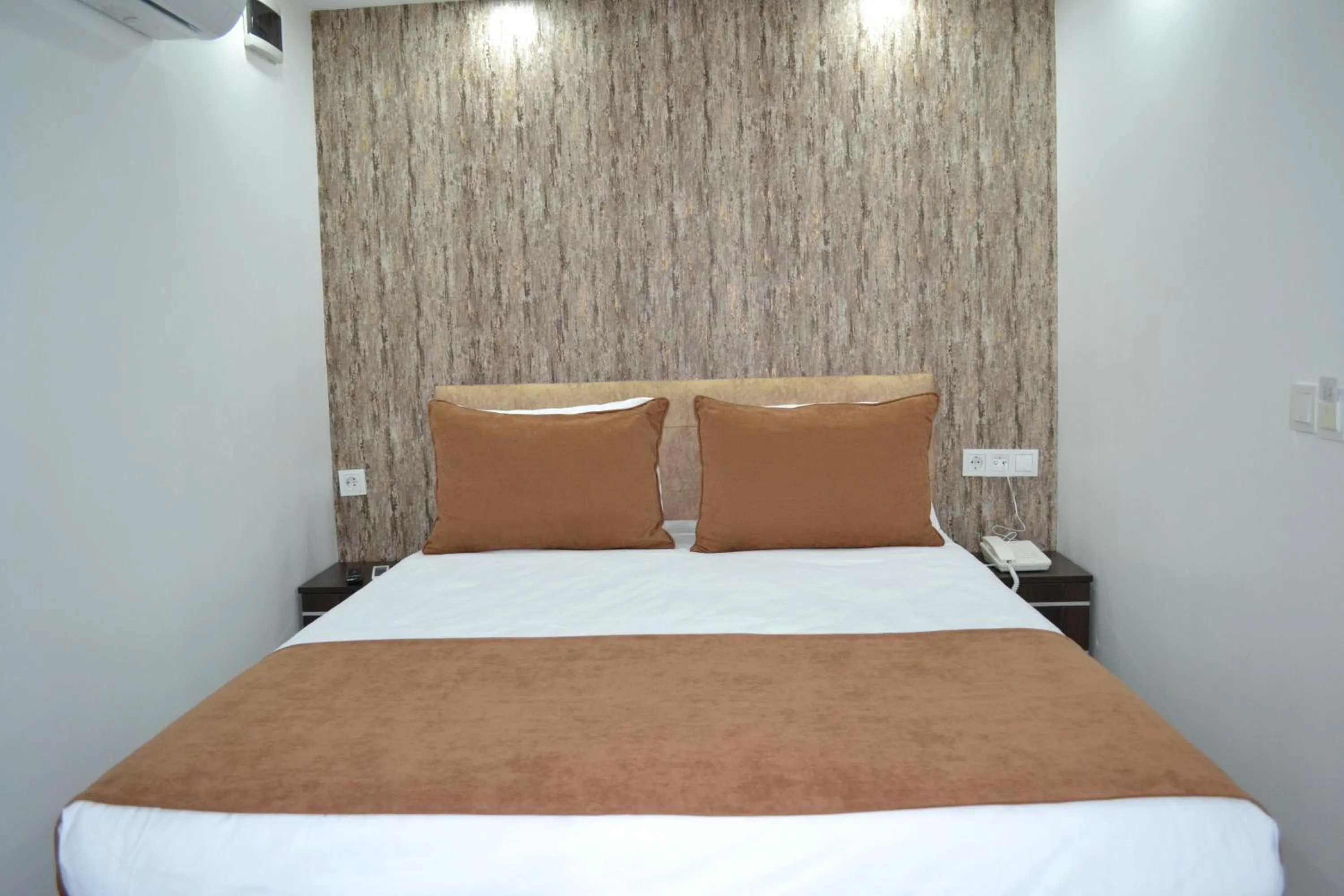 Bed in HOTEL GLOBAL 2022