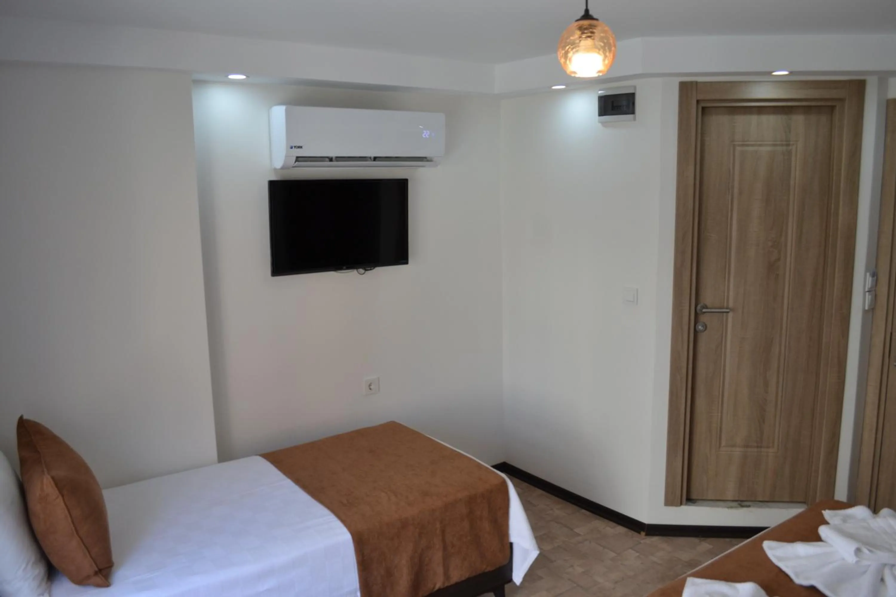 Bed in HOTEL GLOBAL 2022