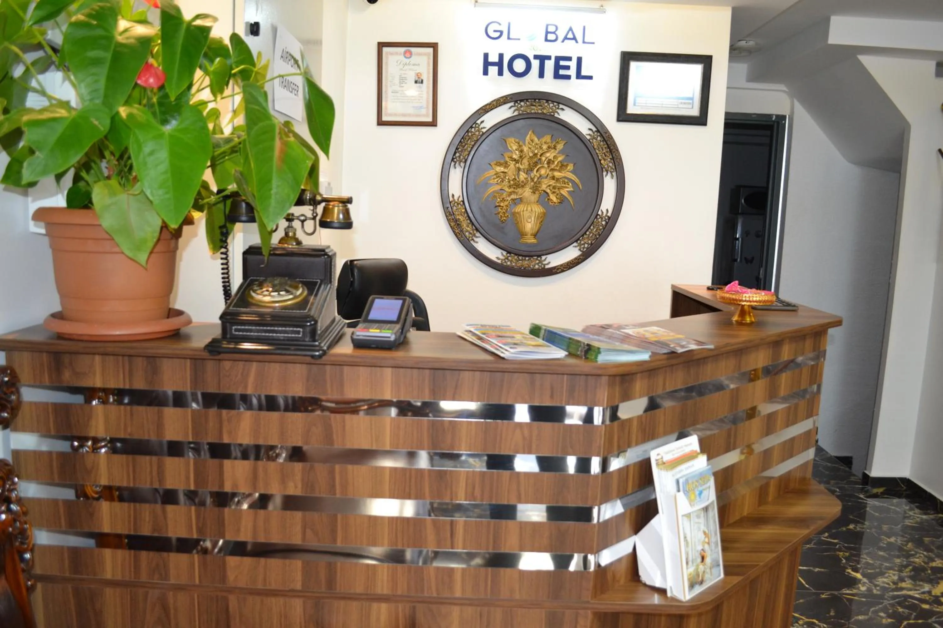 Lobby or reception in HOTEL GLOBAL 2022