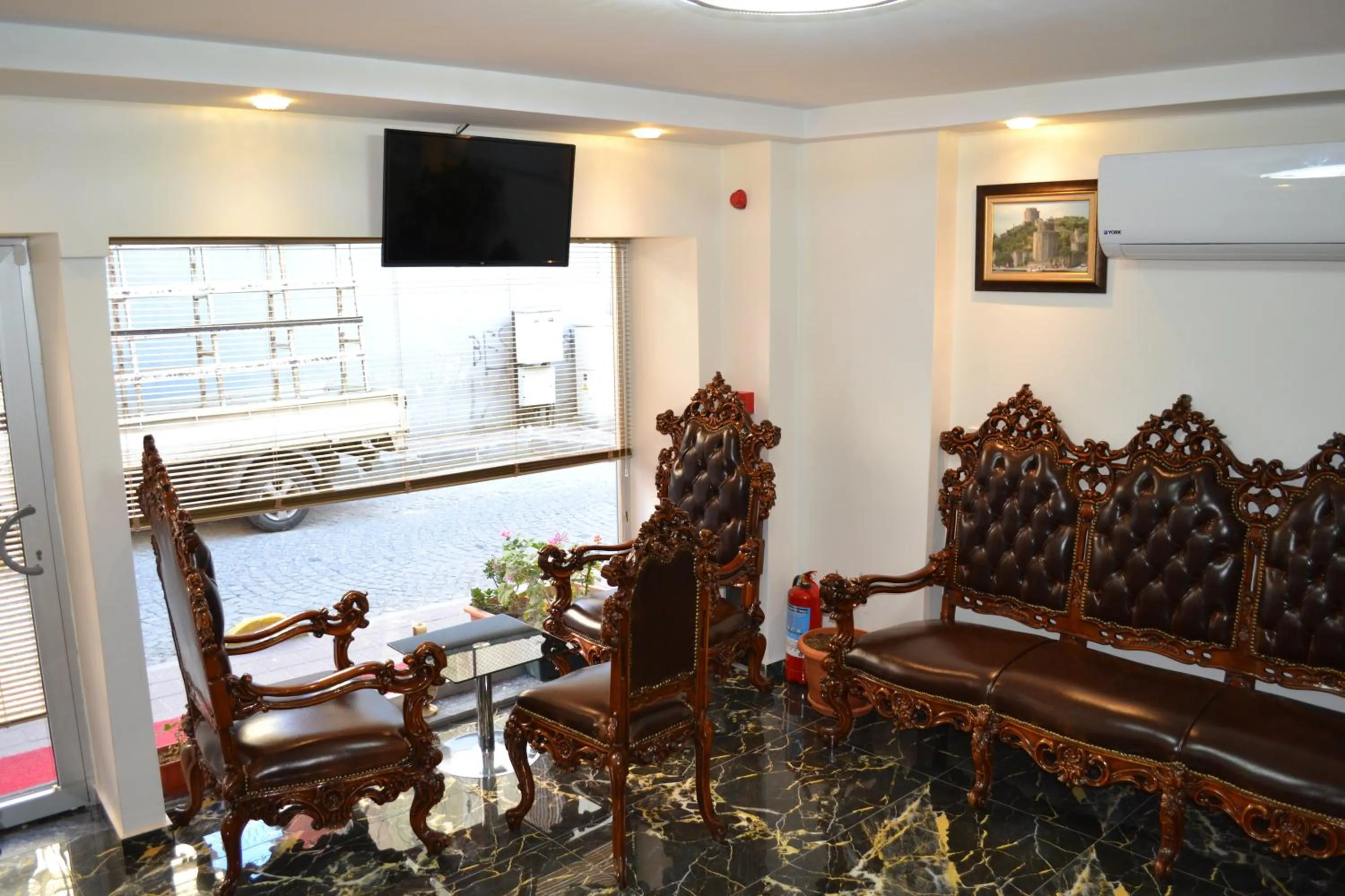 Lobby or reception in HOTEL GLOBAL 2022