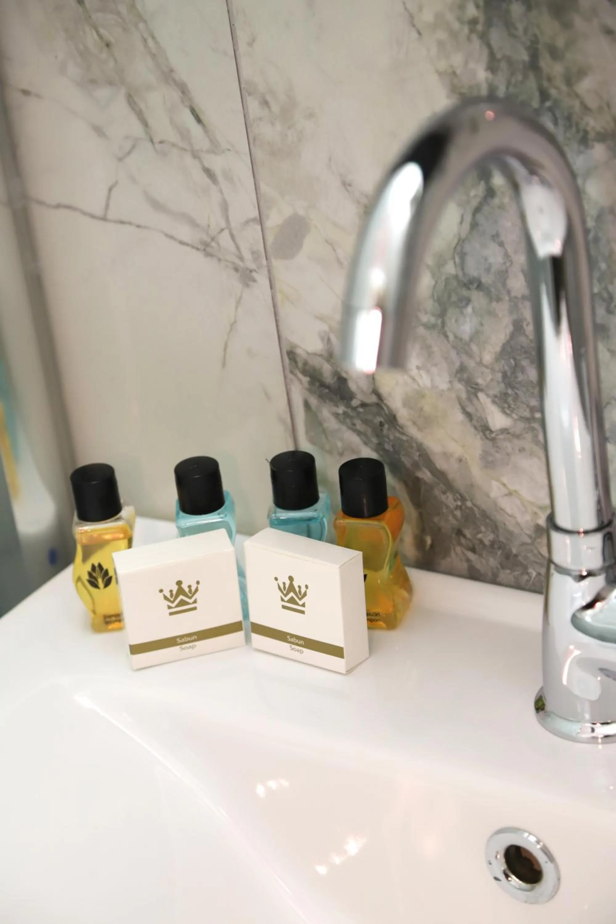 Bathroom in HOTEL GLOBAL 2022