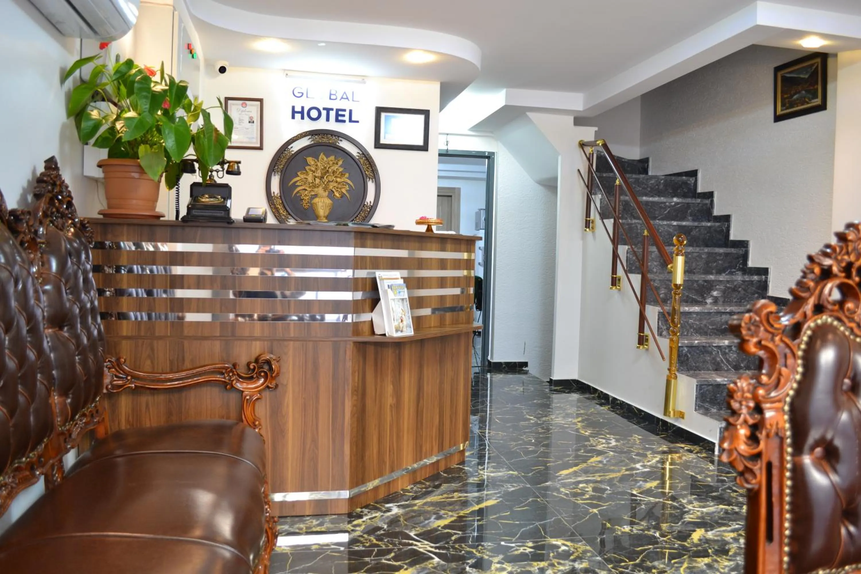 Lobby or reception in HOTEL GLOBAL 2022