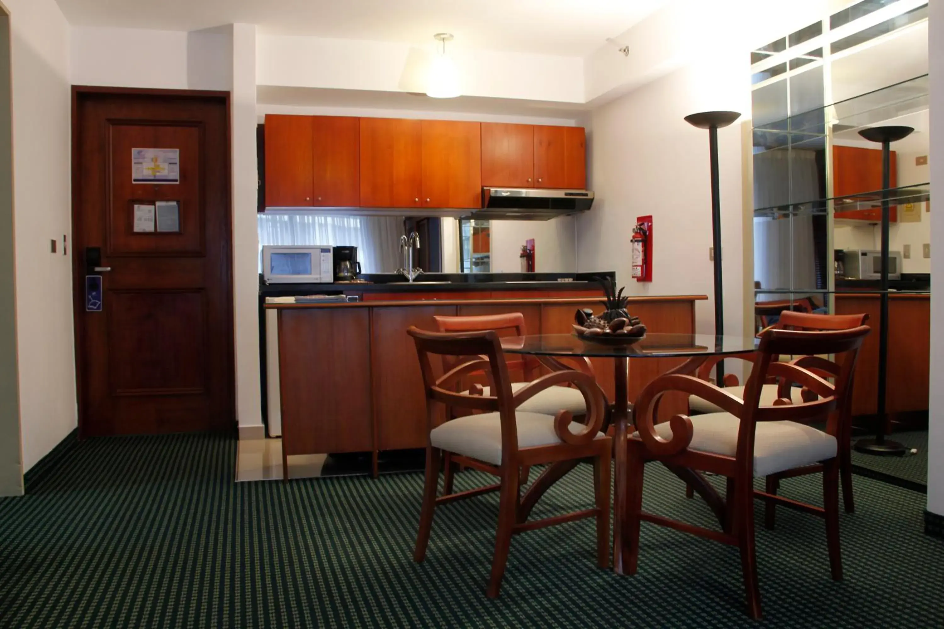 One-Bedroom Suite in HOTEL ALTAMIRA SUITES One-Bedroom Suite in HOTEL ALTAMIRA SUITES