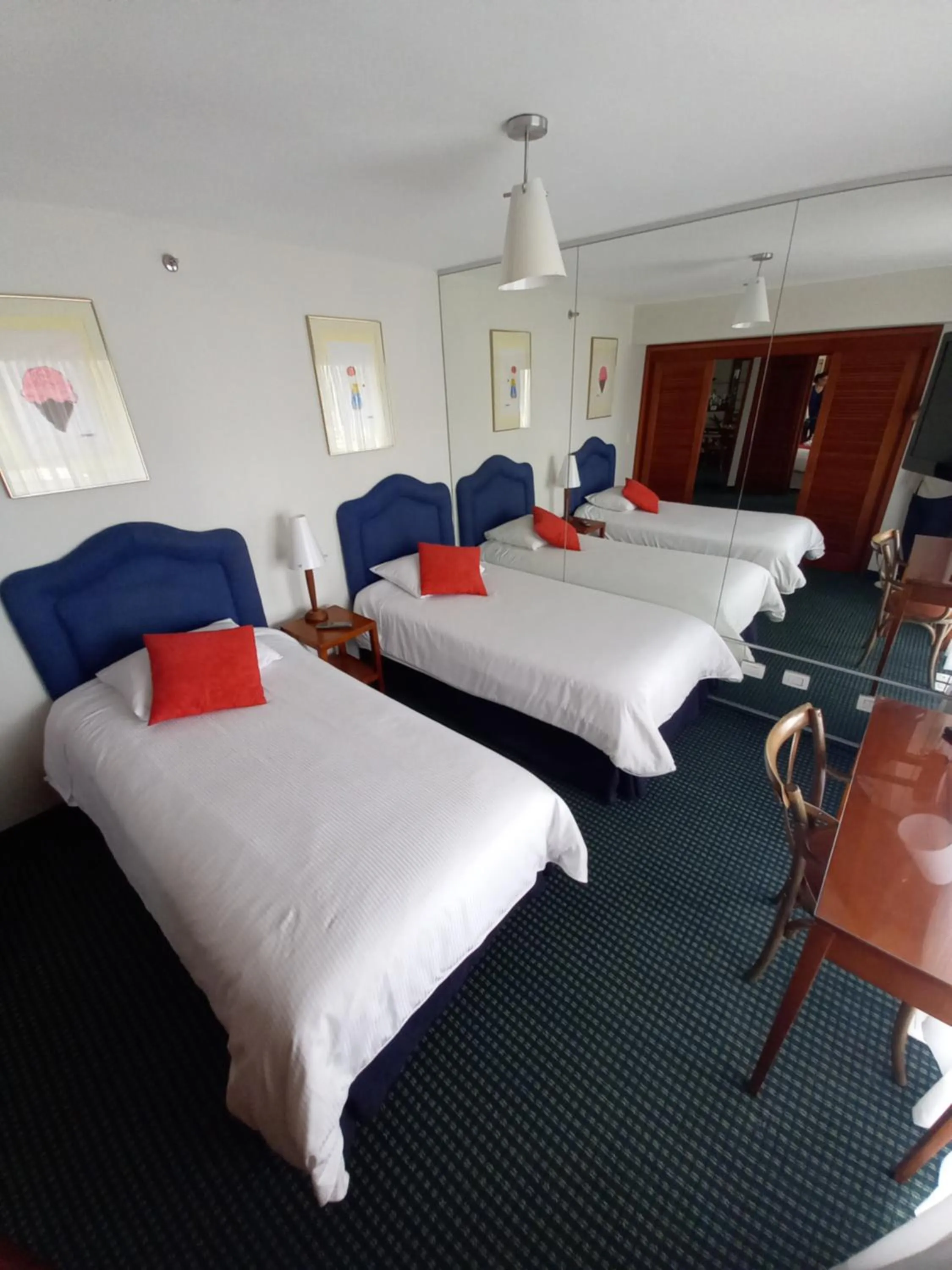 Bedroom, Bed in HOTEL ALTAMIRA SUITES