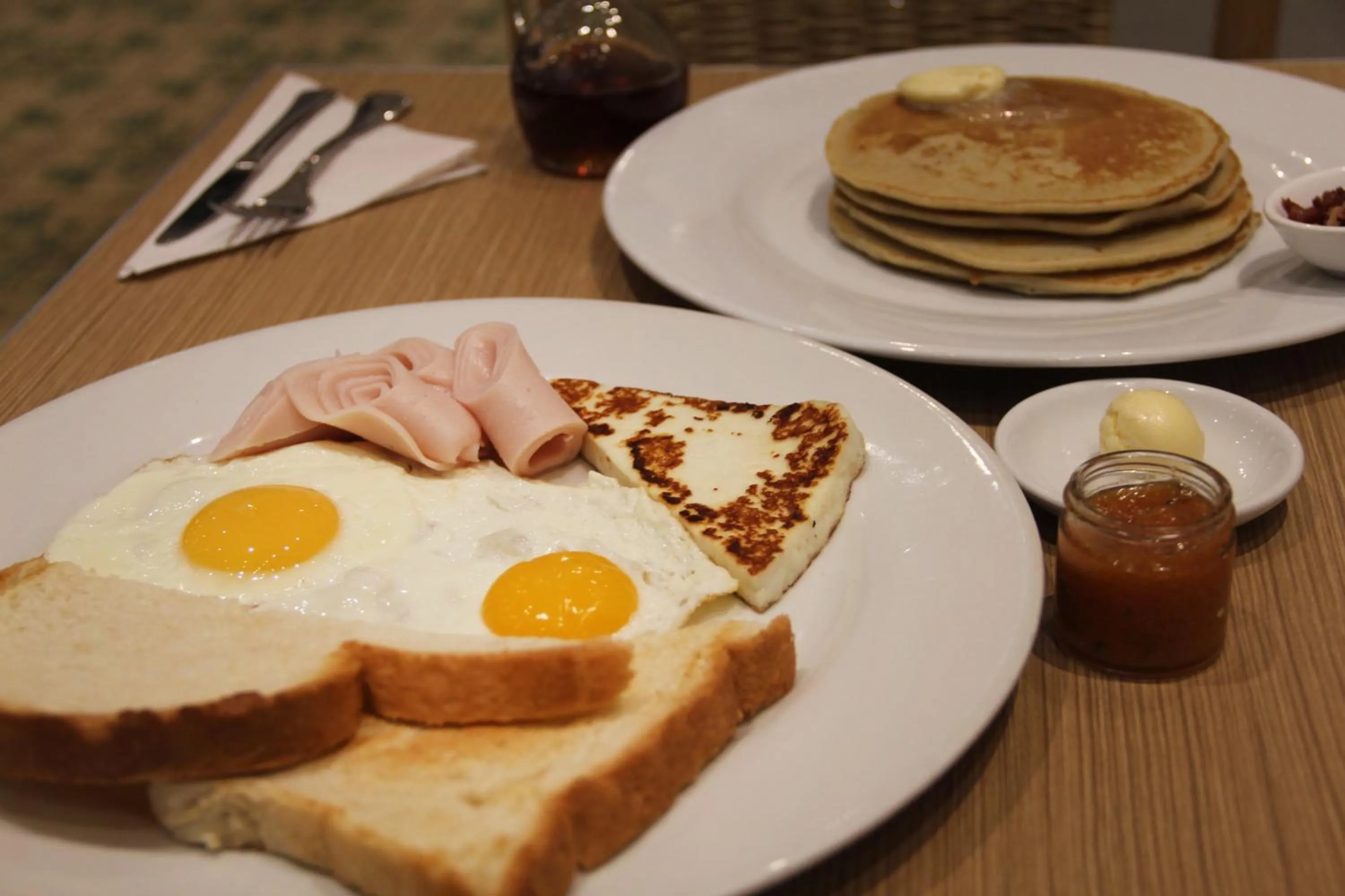 Breakfast in HOTEL ALTAMIRA SUITES