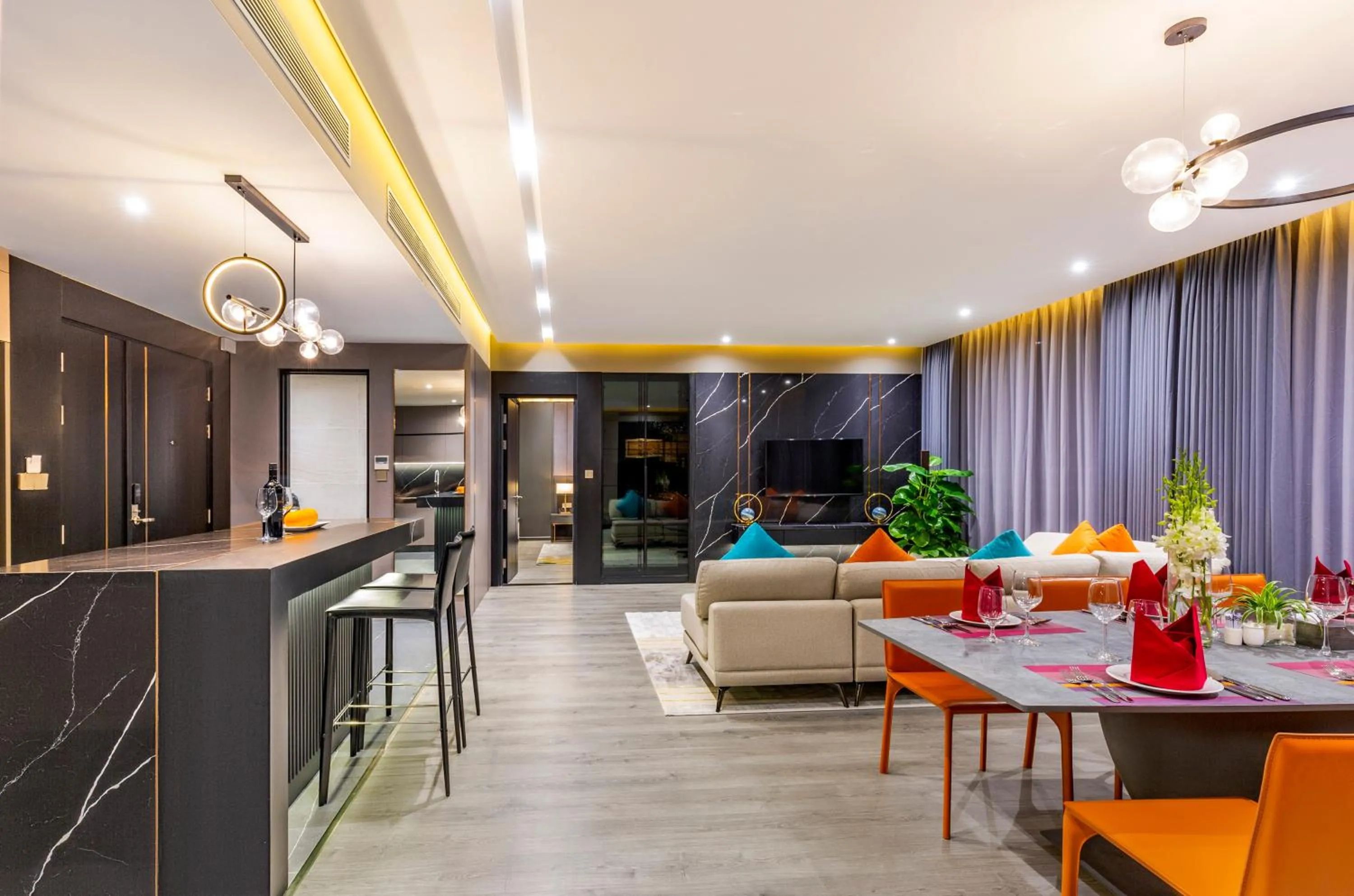 Living room in Le Sands Oceanfront Danang Hotel