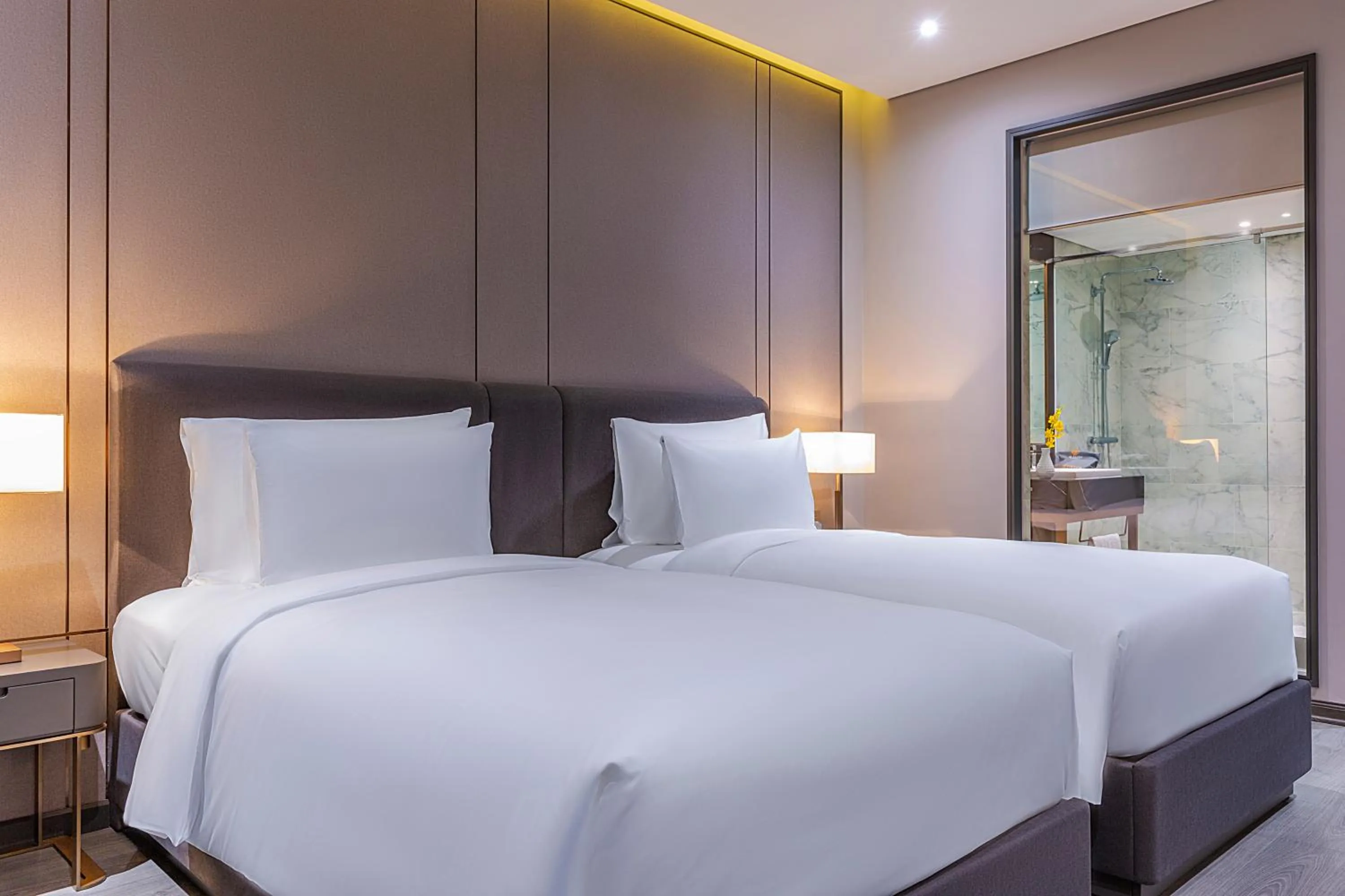 Bed in Le Sands Oceanfront Danang Hotel