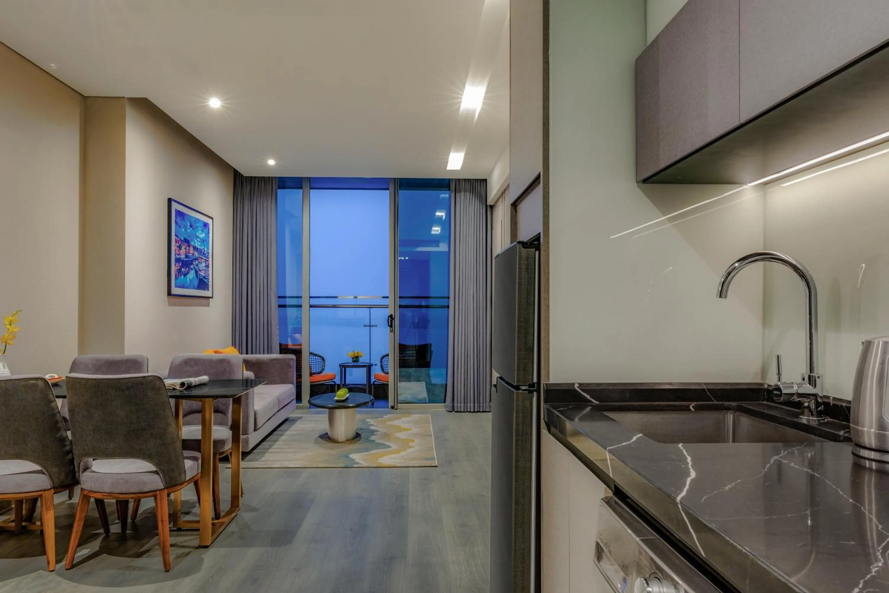 Living room in Le Sands Oceanfront Danang Hotel