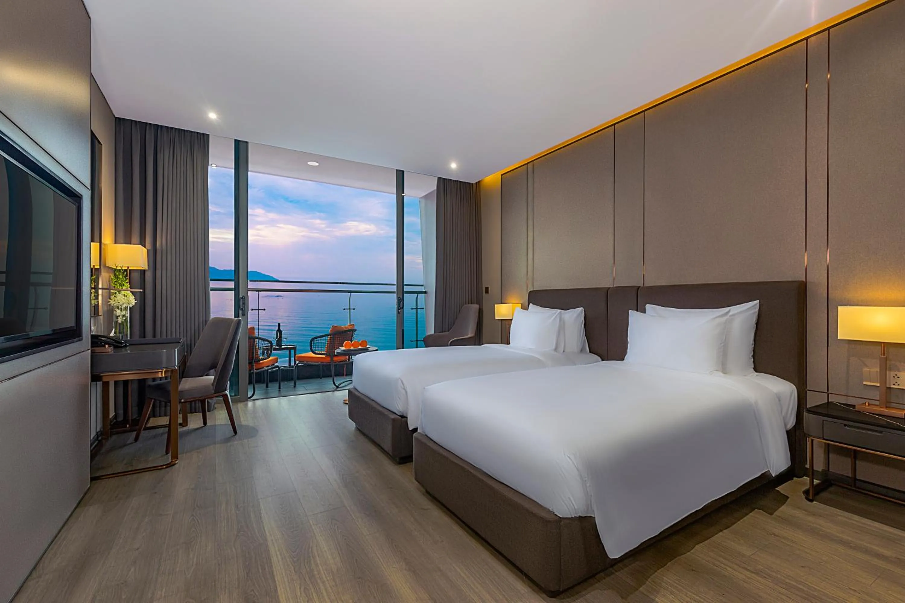Bed in Le Sands Oceanfront Danang Hotel