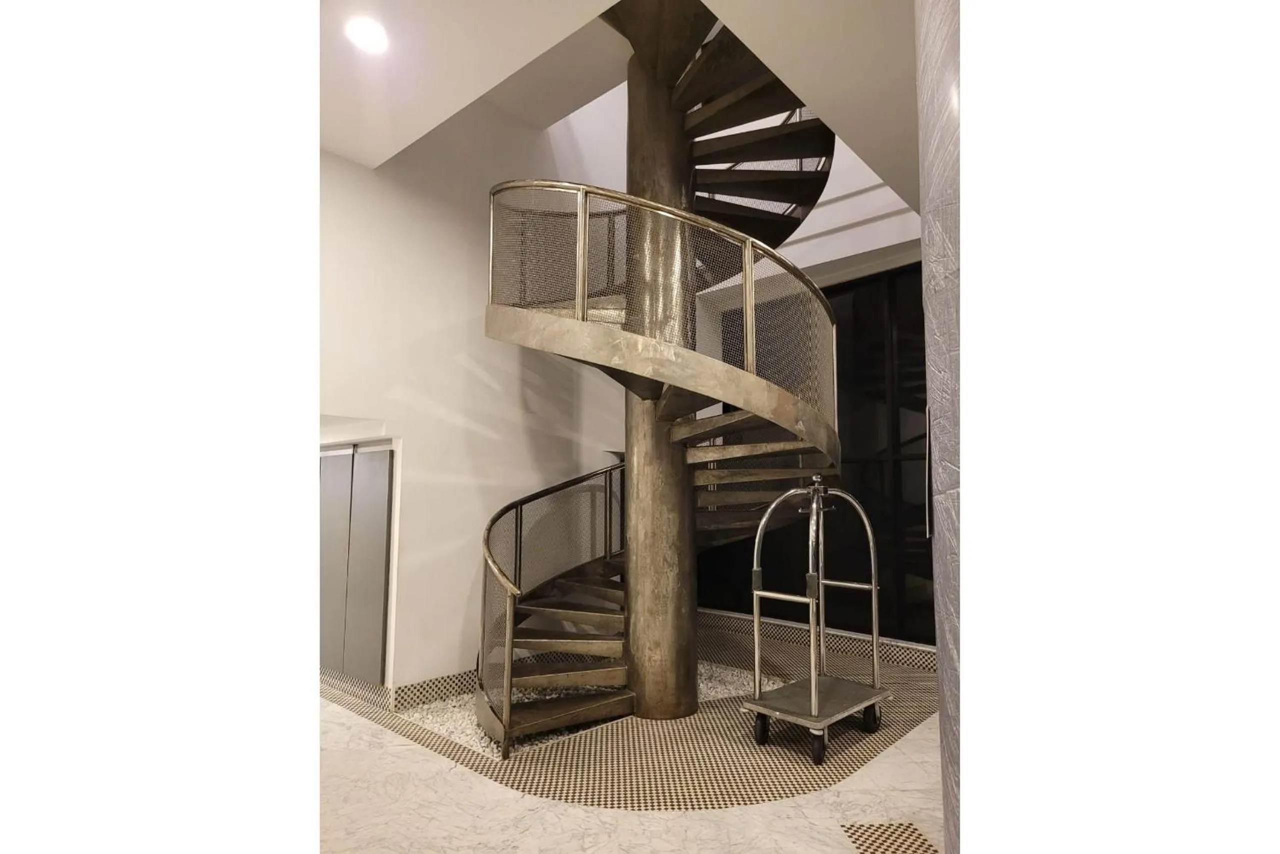 Elegant Flat Jardins - Garagem, Ar Cod,