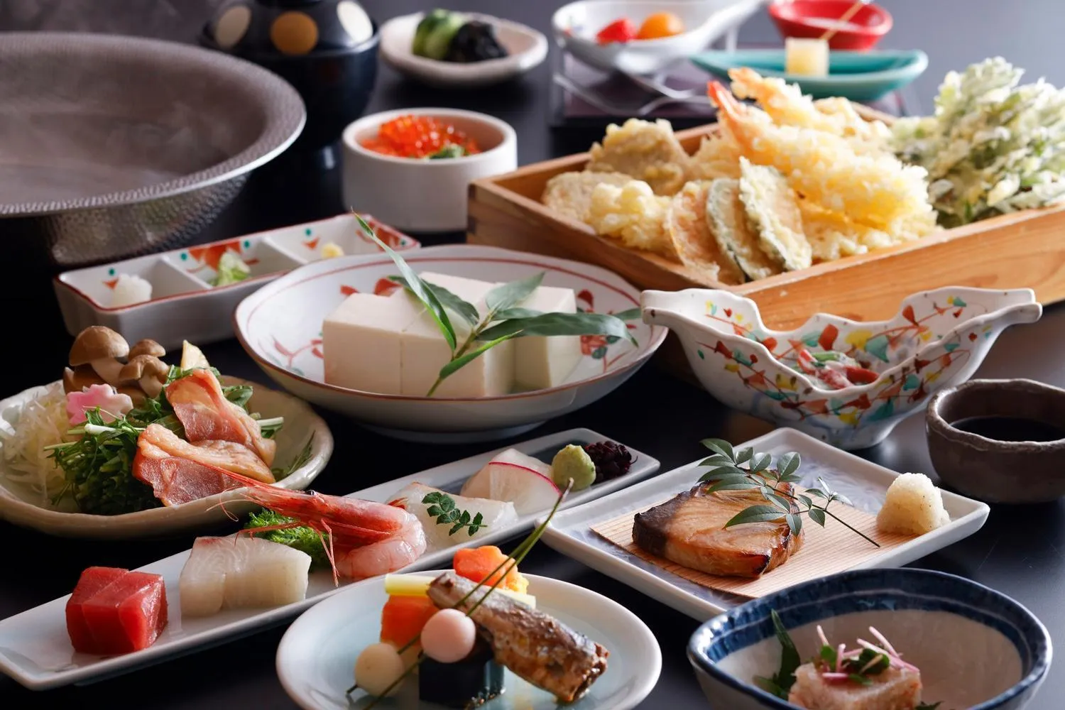 Dinner in Kadensho, Arashiyama Onsen, Kyoto - Kyoritsu Resort