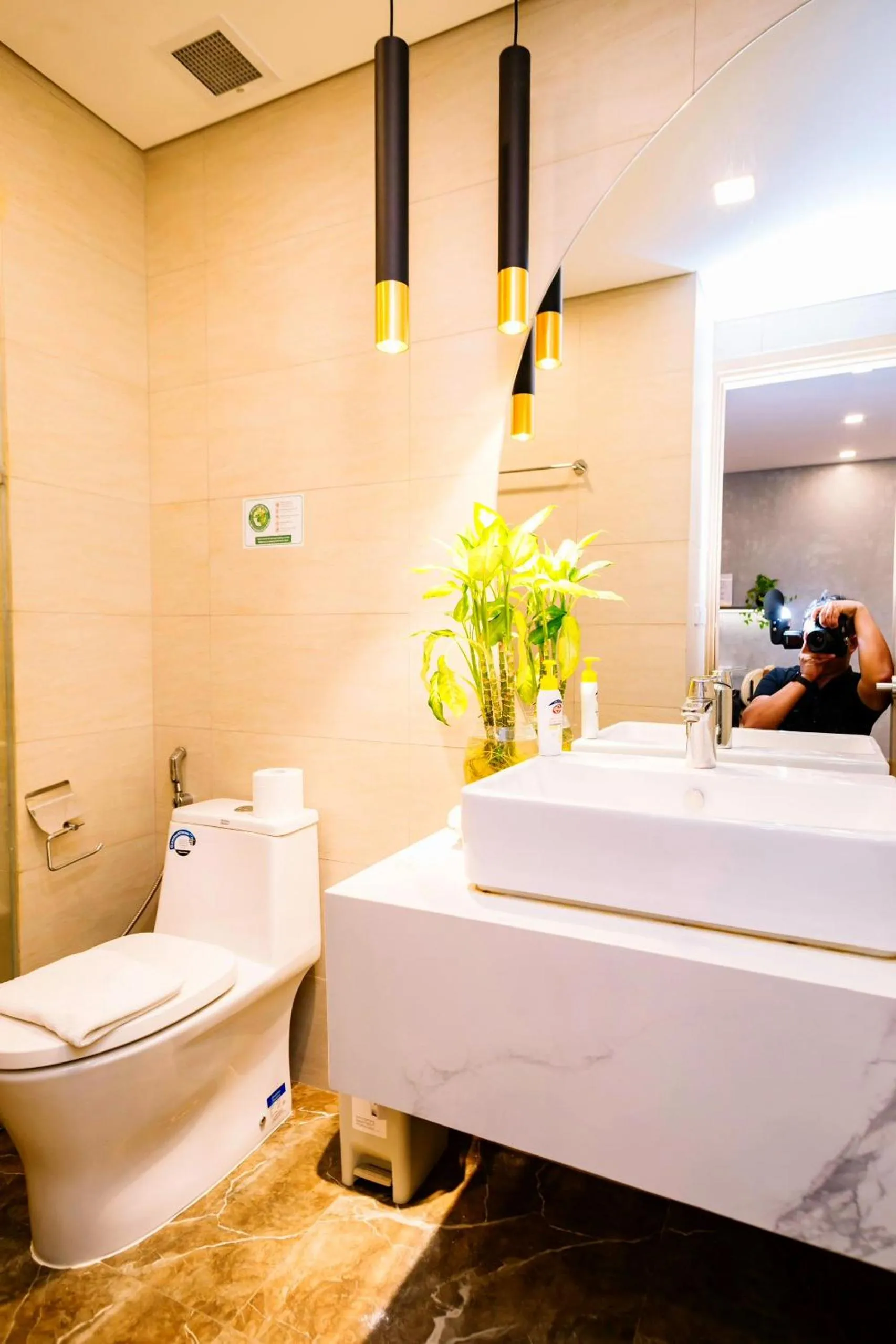 Toilet in FLC Sea Tower Quy Nhon -Tran Apartment
