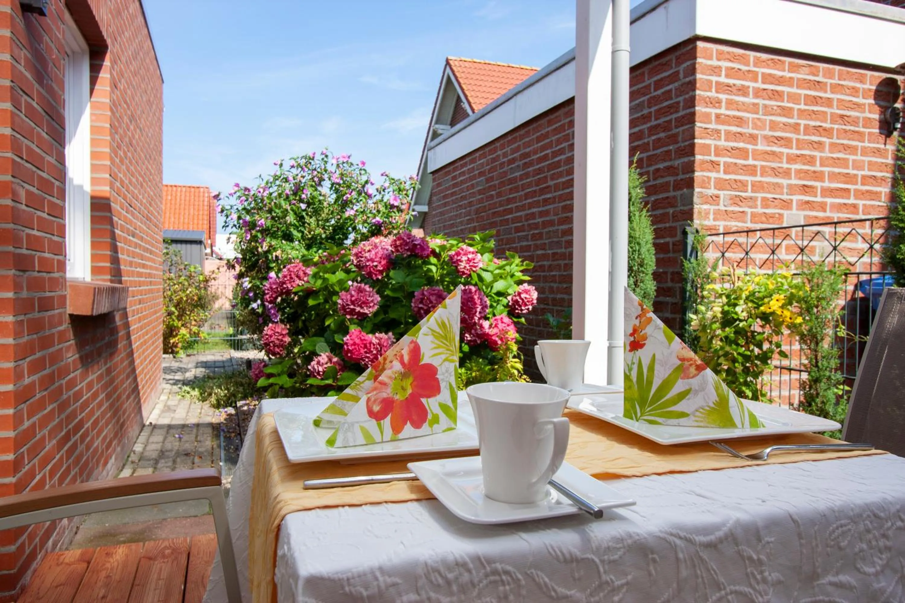 Balcony/Terrace in Hotel garni NordSeerose Greetsiel