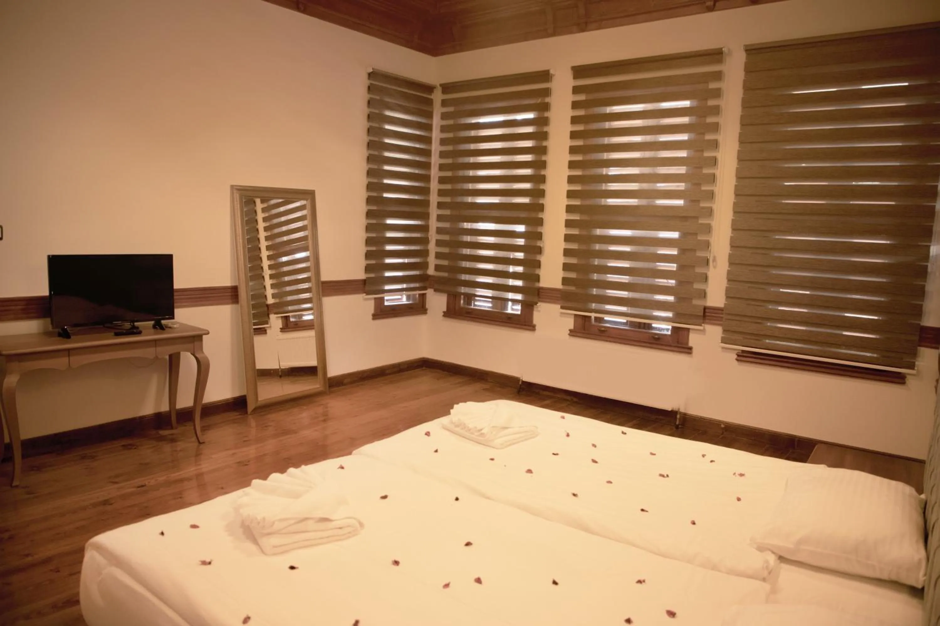 Bedroom, Bed in Thrace Konak Hotel & SPA