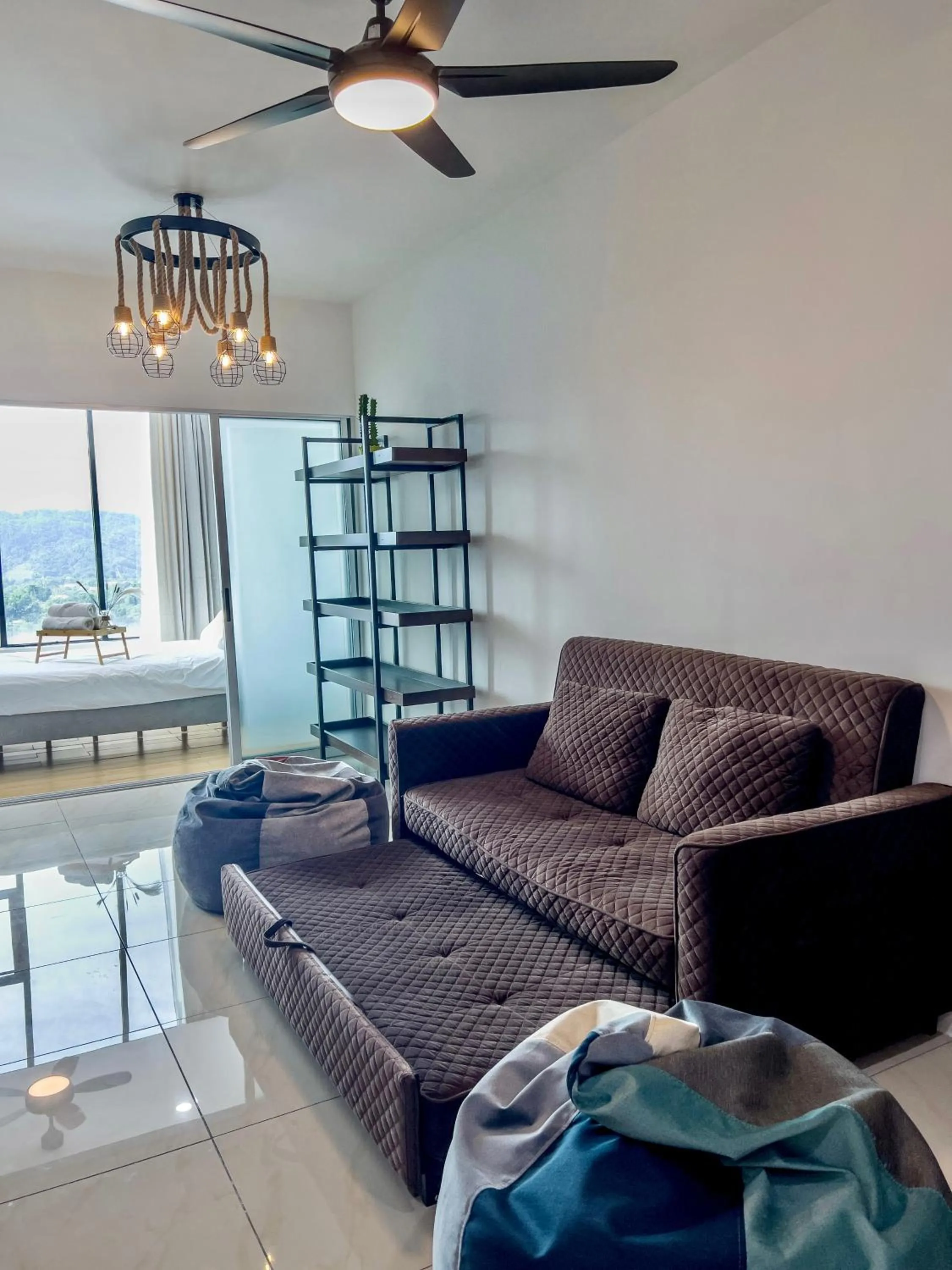 Hush Inn at ITCC Manhattan Suites