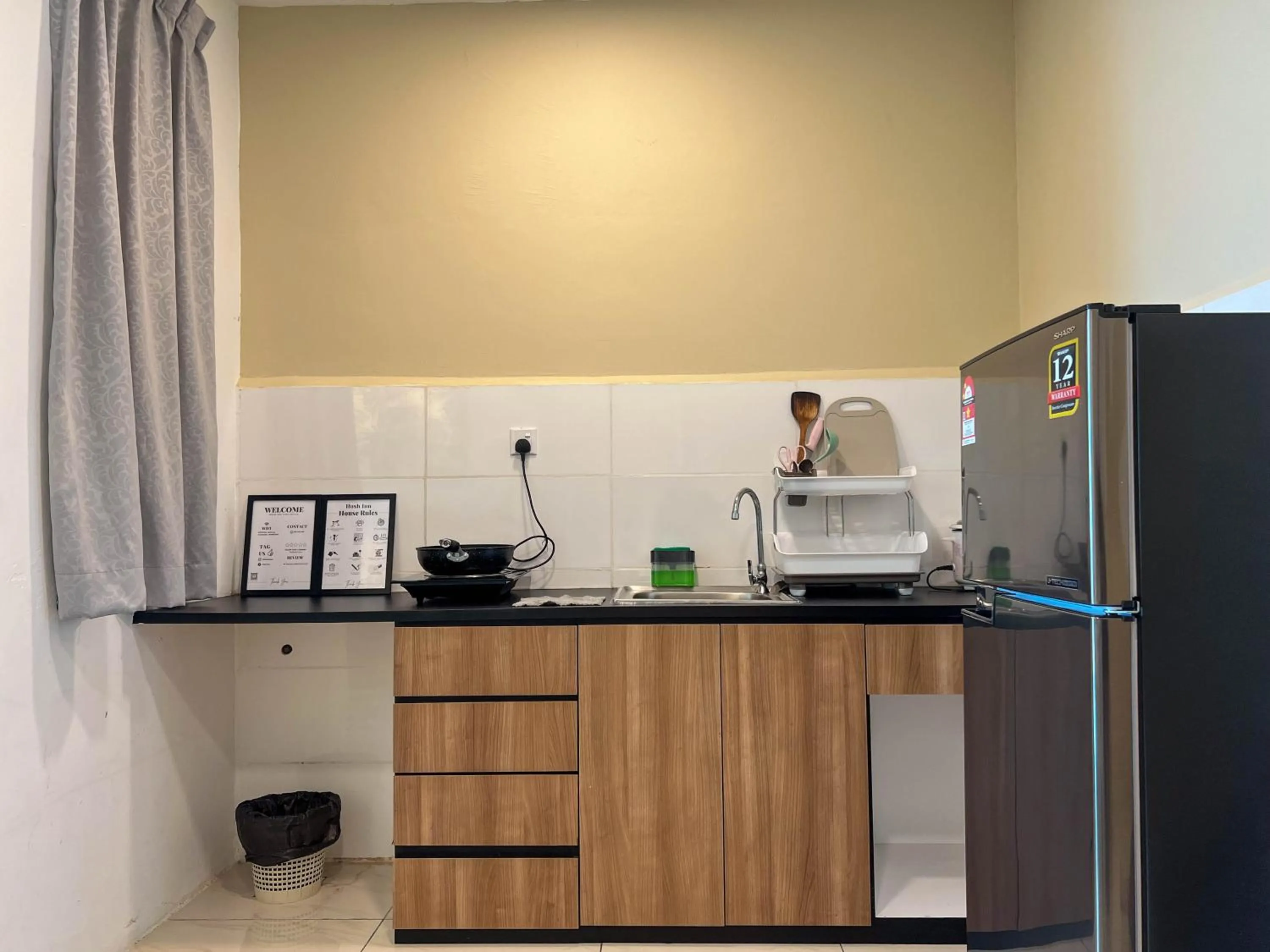 Hush Inn at ITCC Manhattan Suites