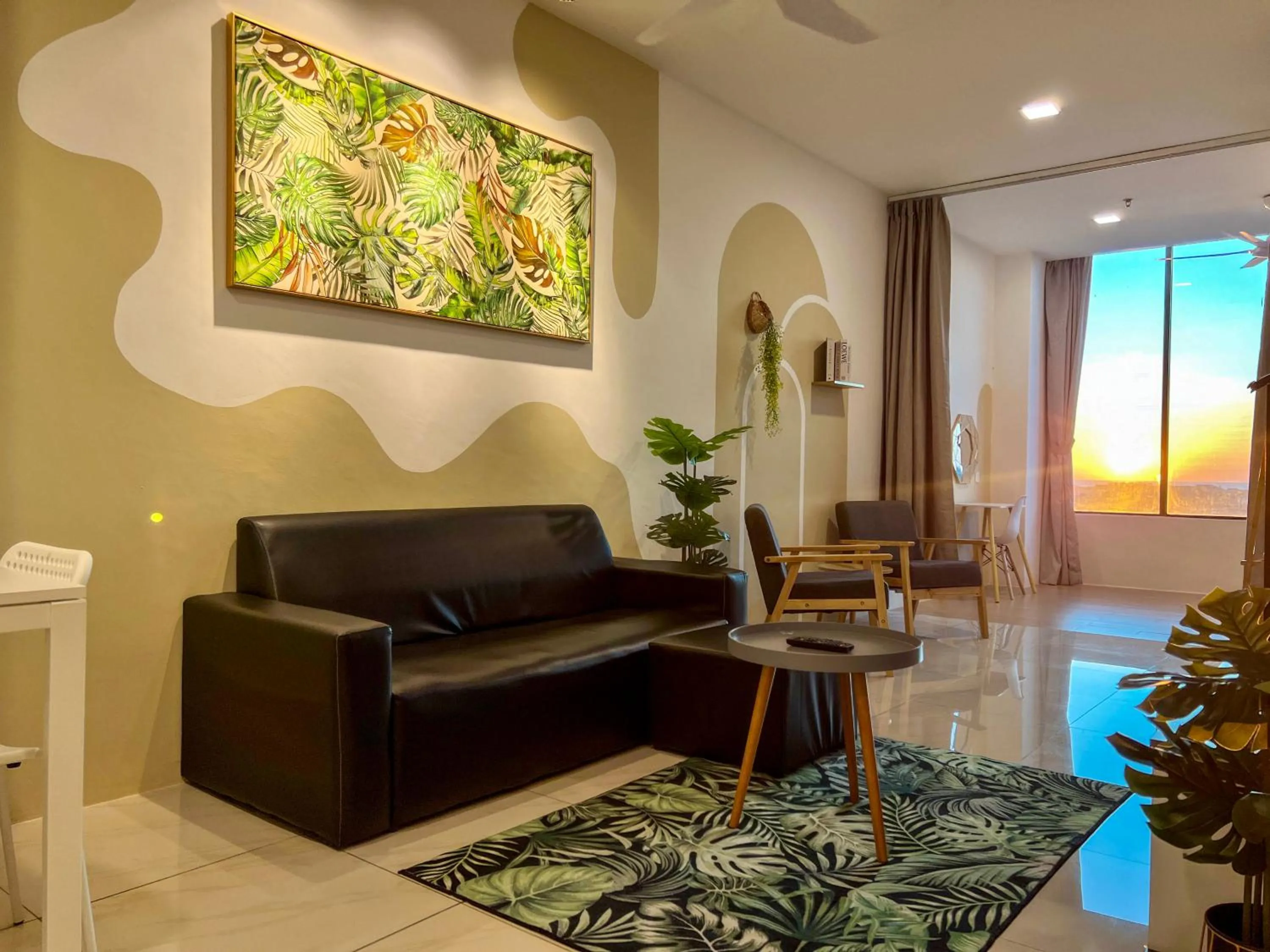 Hush Inn at ITCC Manhattan Suites