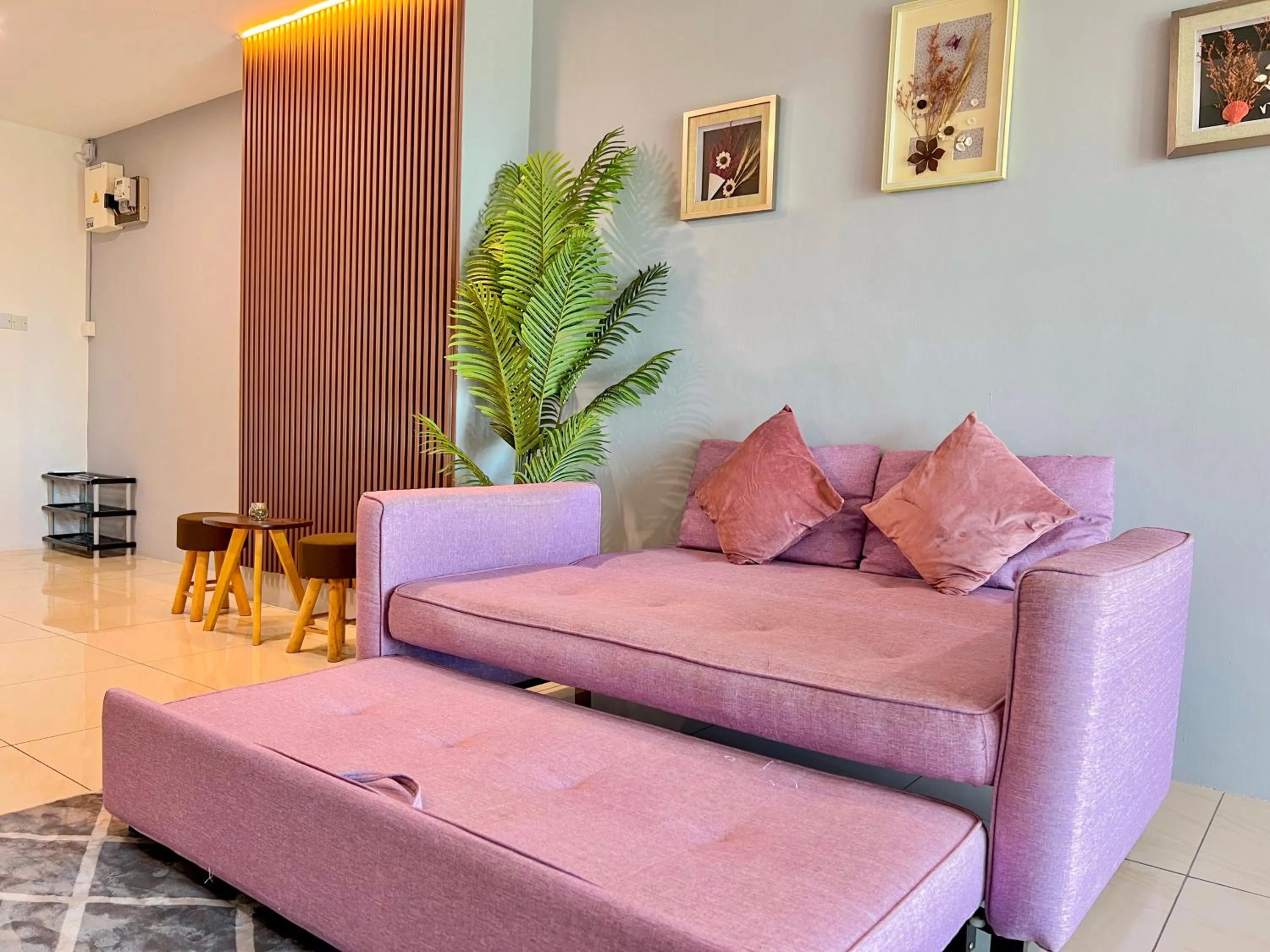 Hush Inn at ITCC Manhattan Suites