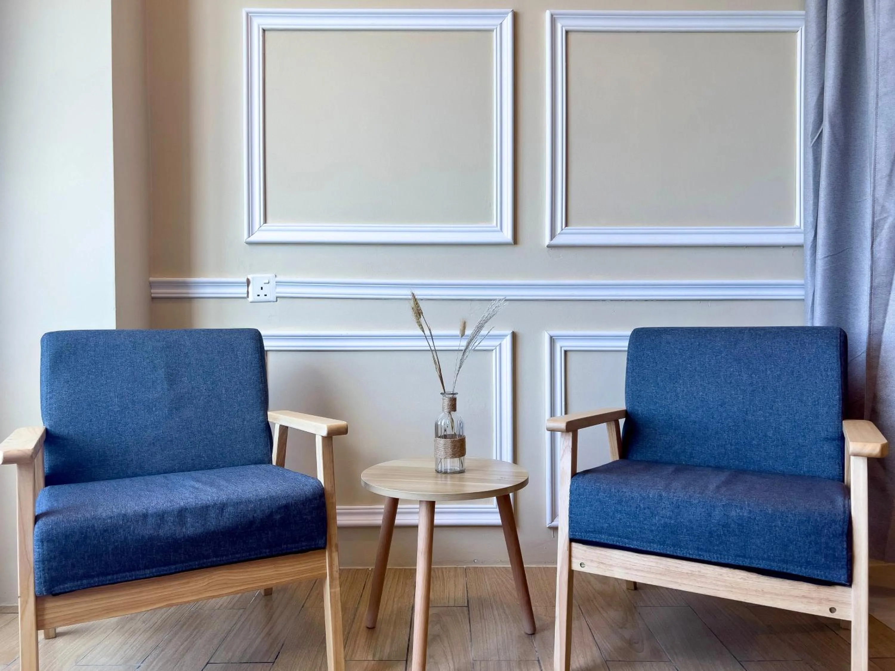 Hush Inn at ITCC Manhattan Suites