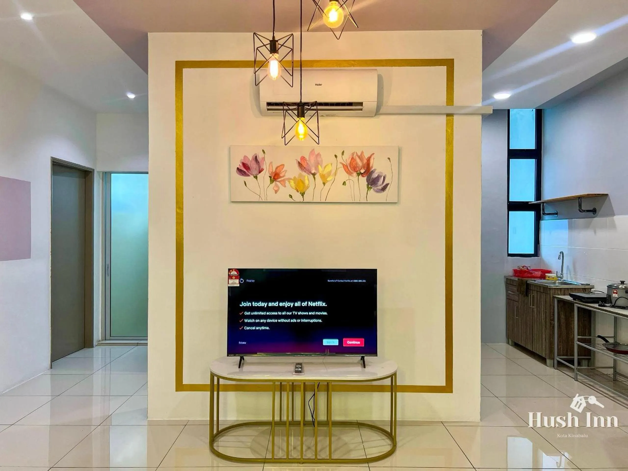 Hush Inn at ITCC Manhattan Suites