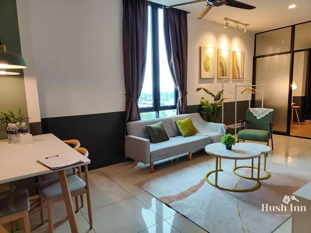 Hush Inn at ITCC Manhattan Suites