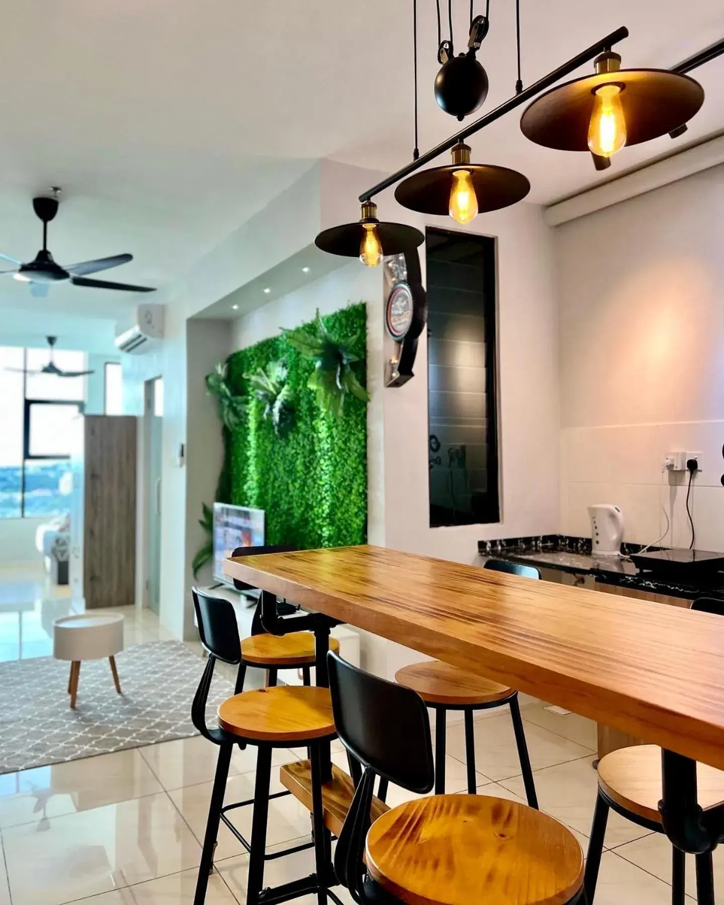 Hush Inn at ITCC Manhattan Suites Hush Inn at ITCC Manhattan Suites