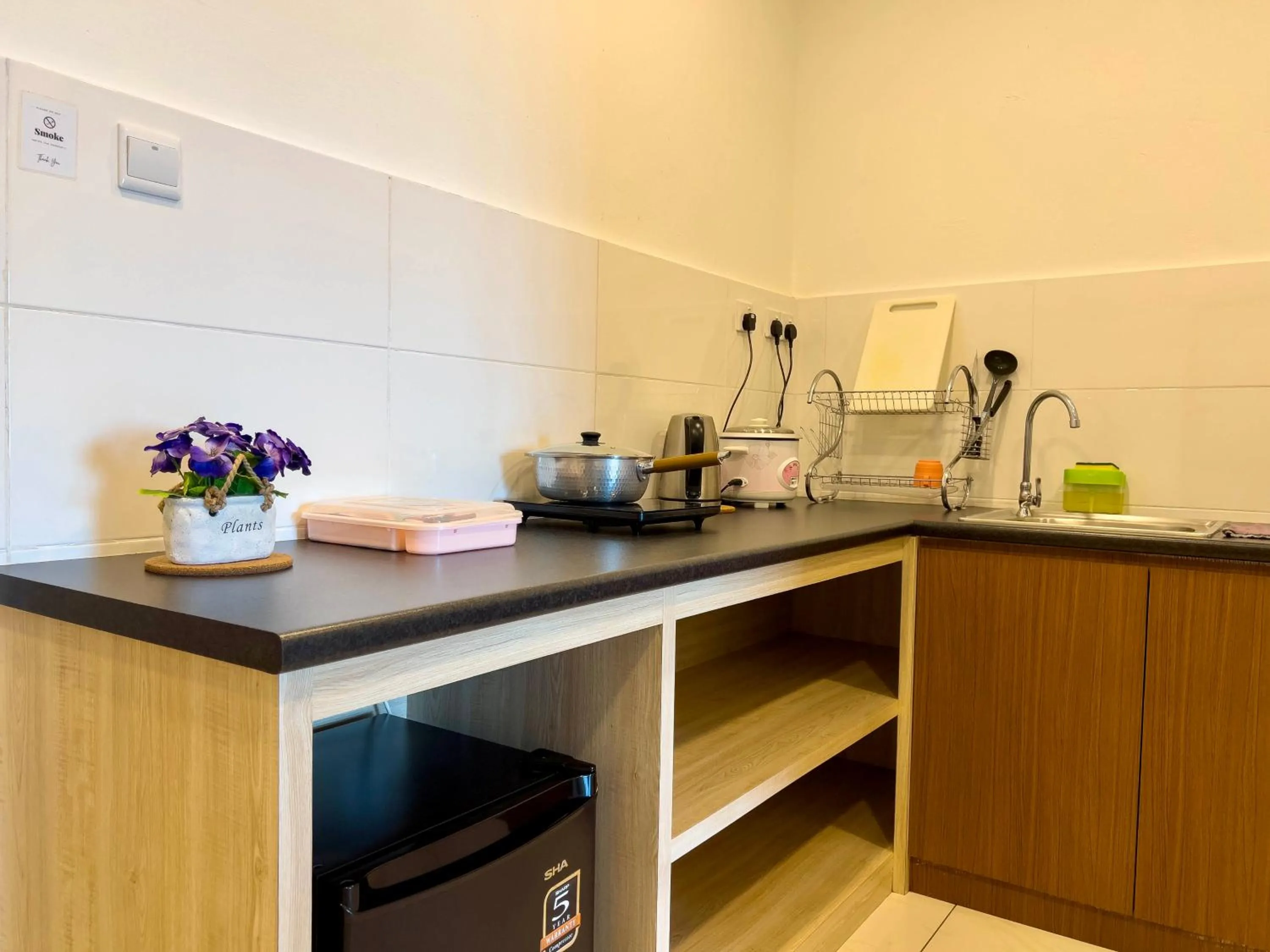 Hush Inn at ITCC Manhattan Suites