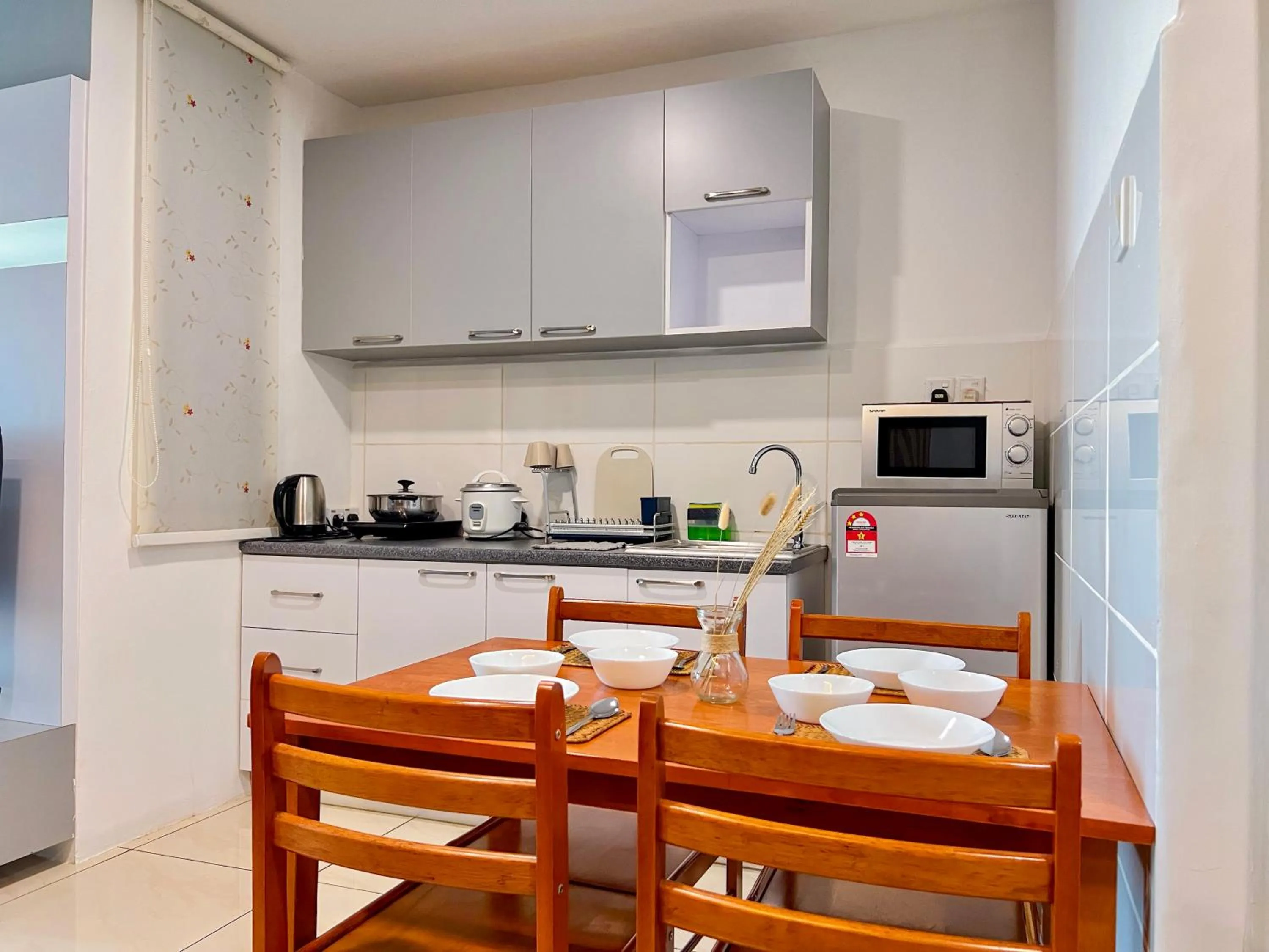 Hush Inn at ITCC Manhattan Suites