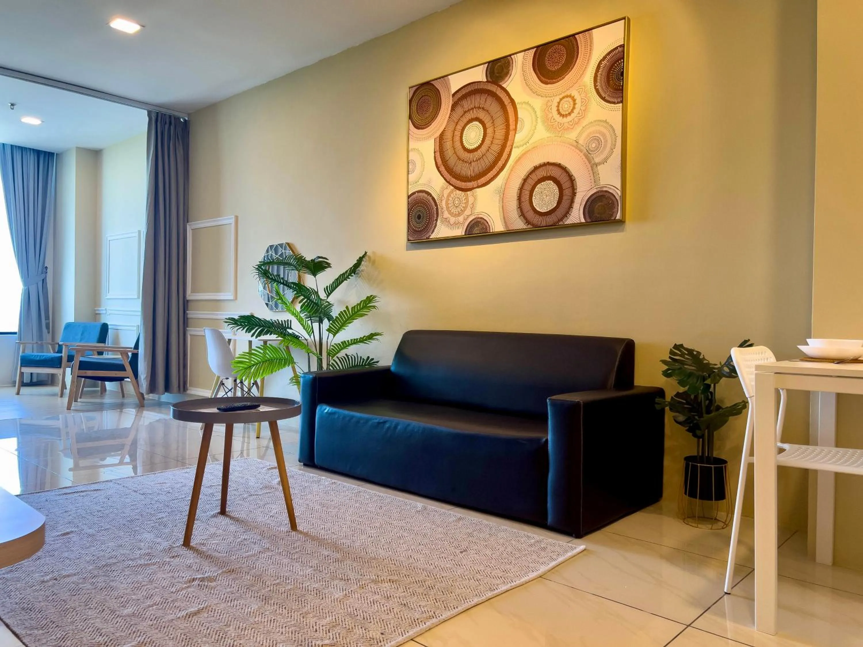 Hush Inn at ITCC Manhattan Suites