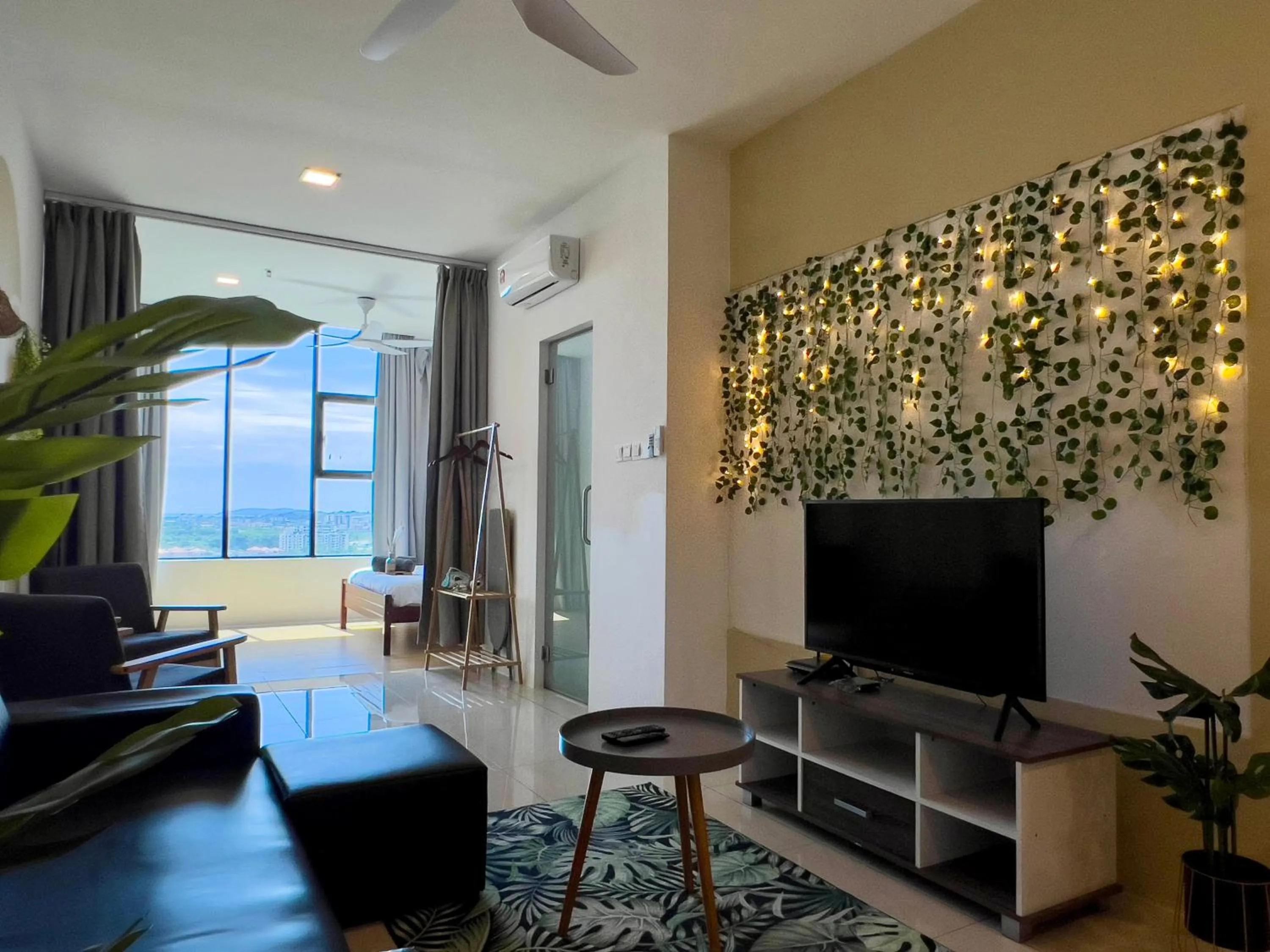 Hush Inn at ITCC Manhattan Suites