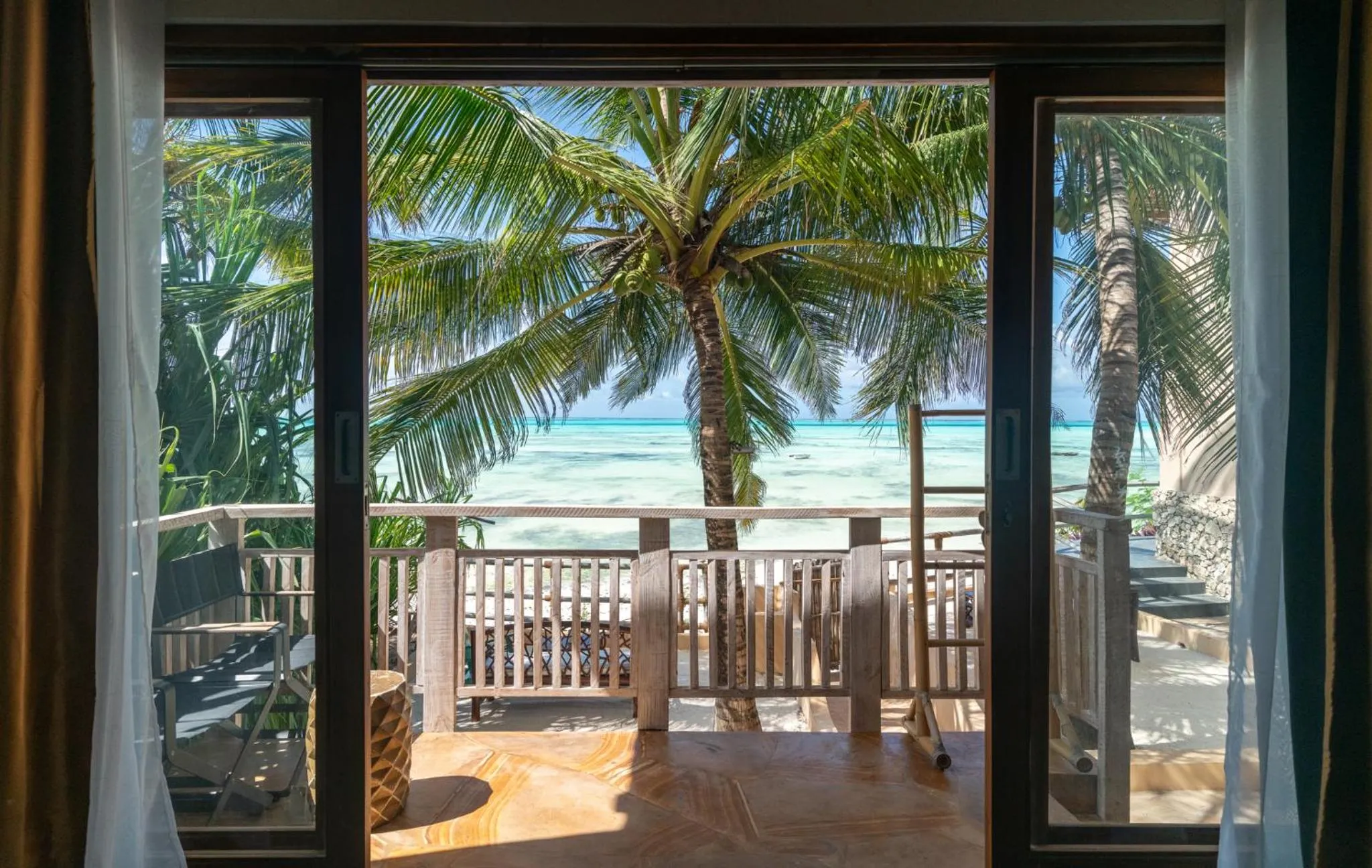 Patio in Coral Rocks Hotel & Restaurant