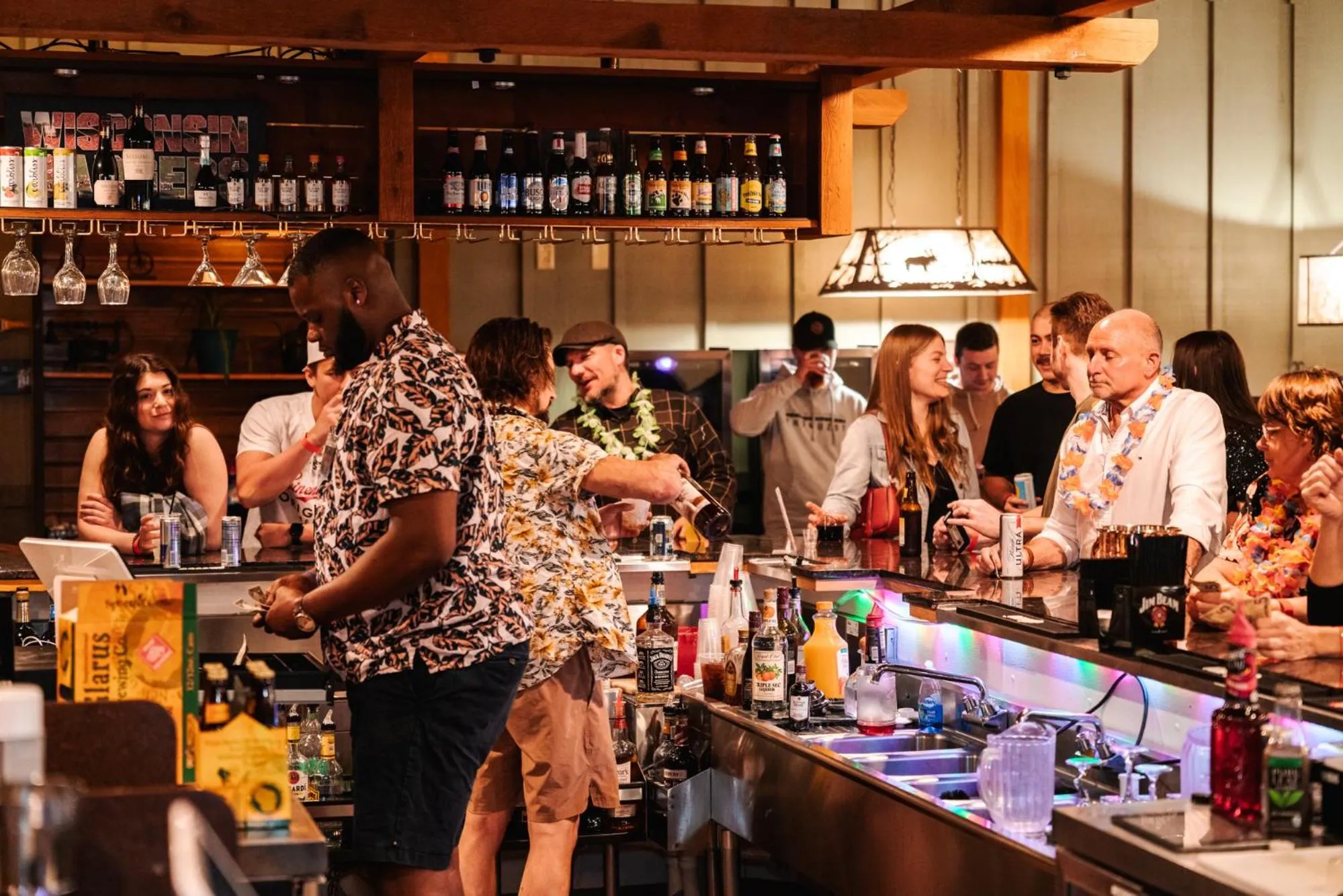 Drinks in bantr Grand Hotel Wausau - Rothschild