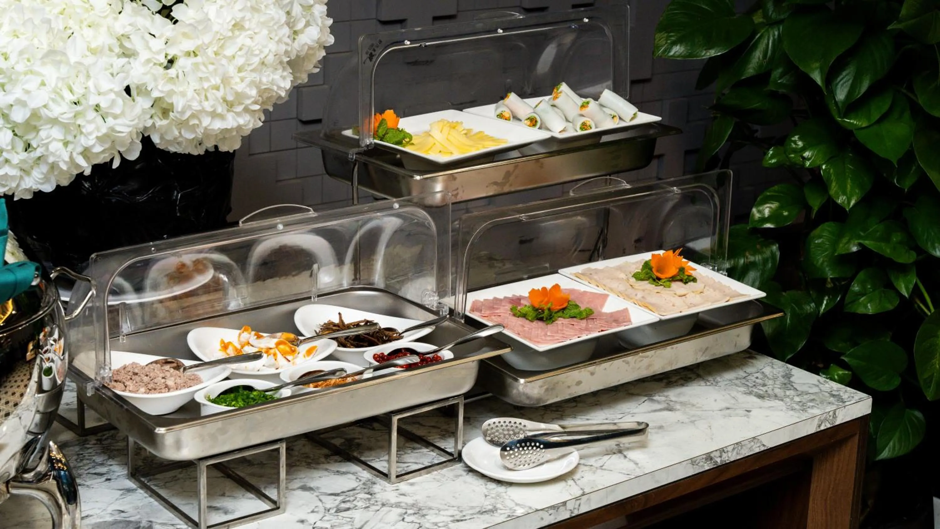 Restaurant/places to eat in DeLaSol Sapa - Central Boutique Hotel