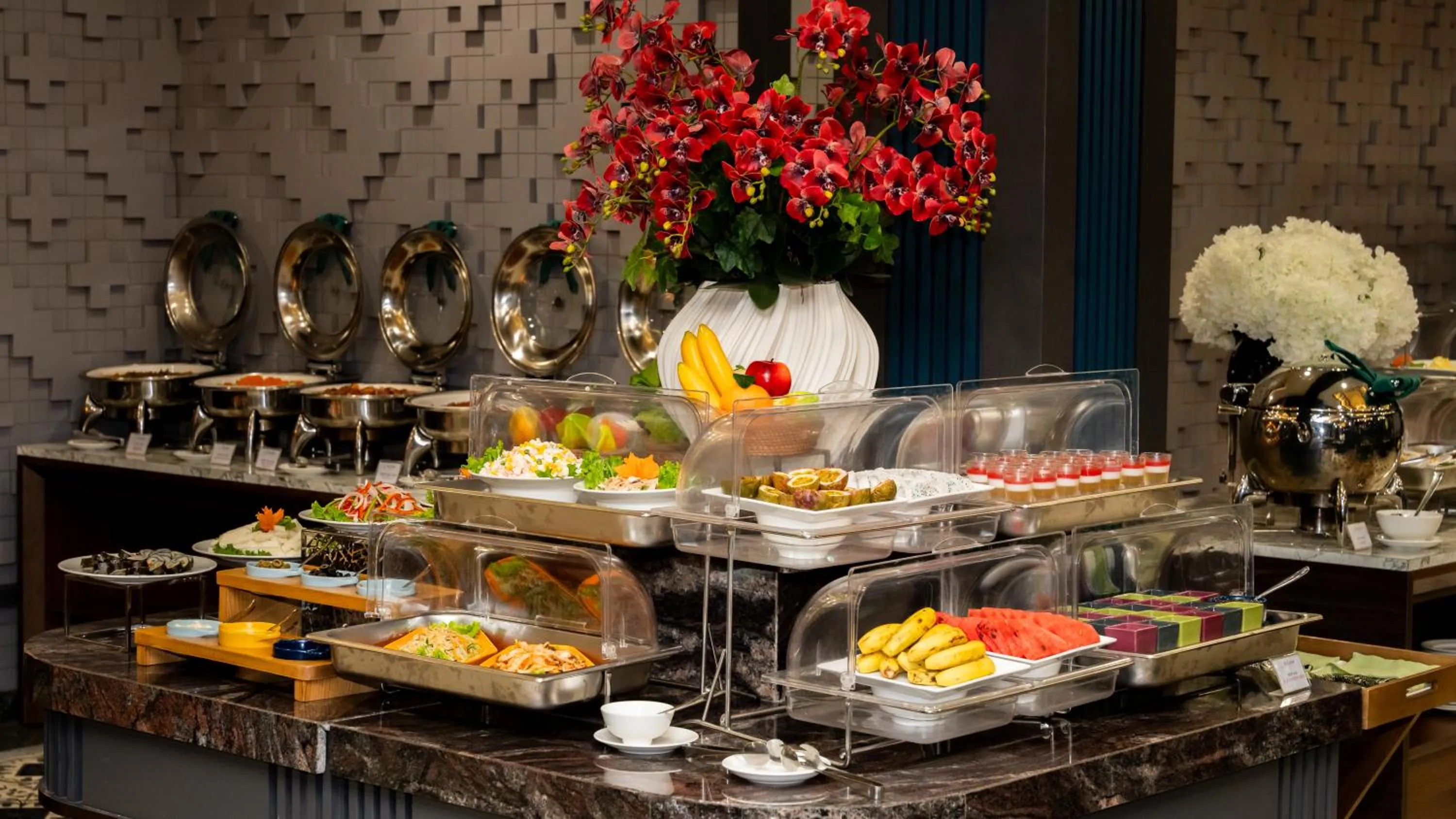 Restaurant/places to eat in DeLaSol Sapa - Central Boutique Hotel