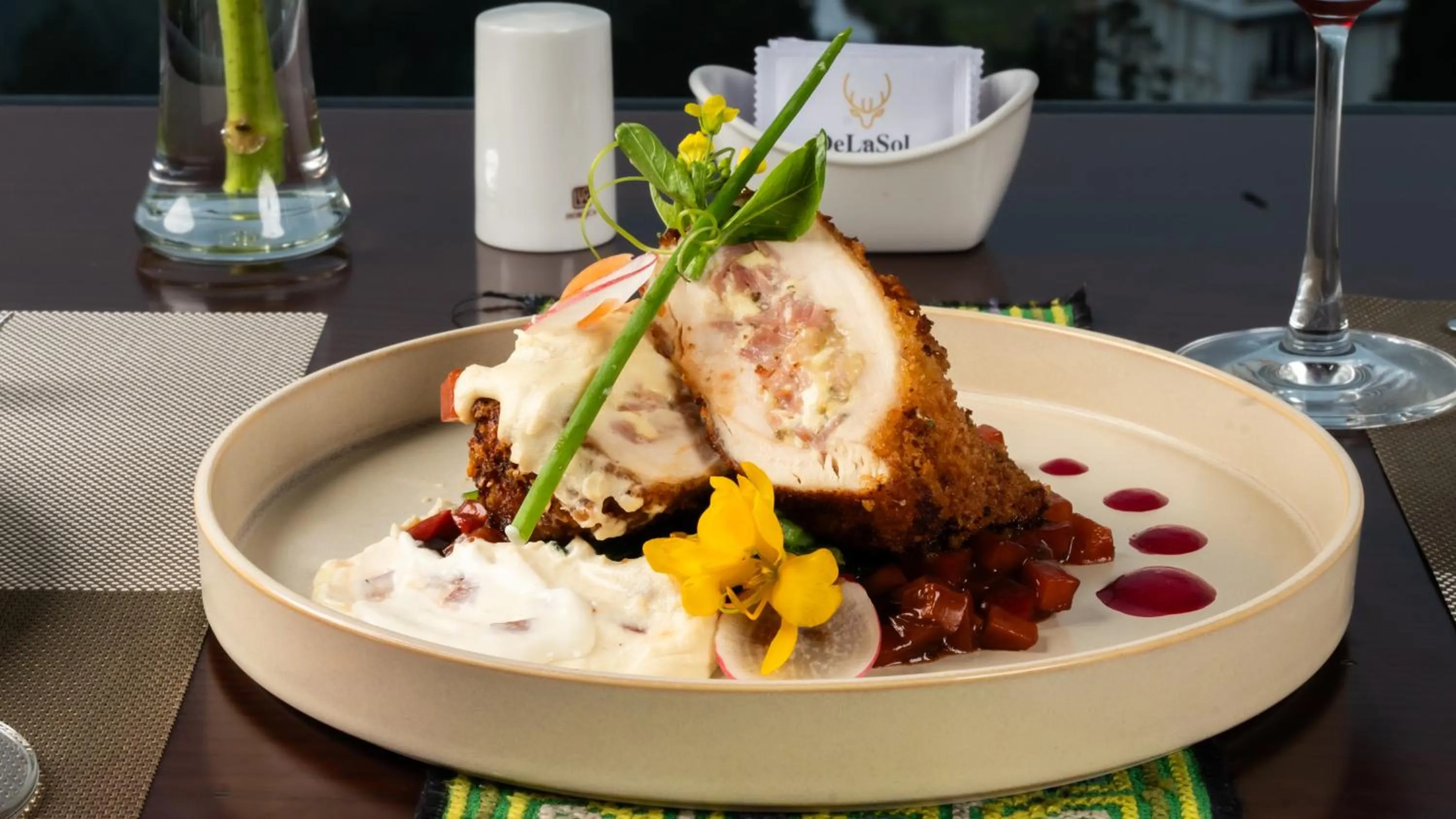 Restaurant/places to eat in DeLaSol Sapa - Central Boutique Hotel