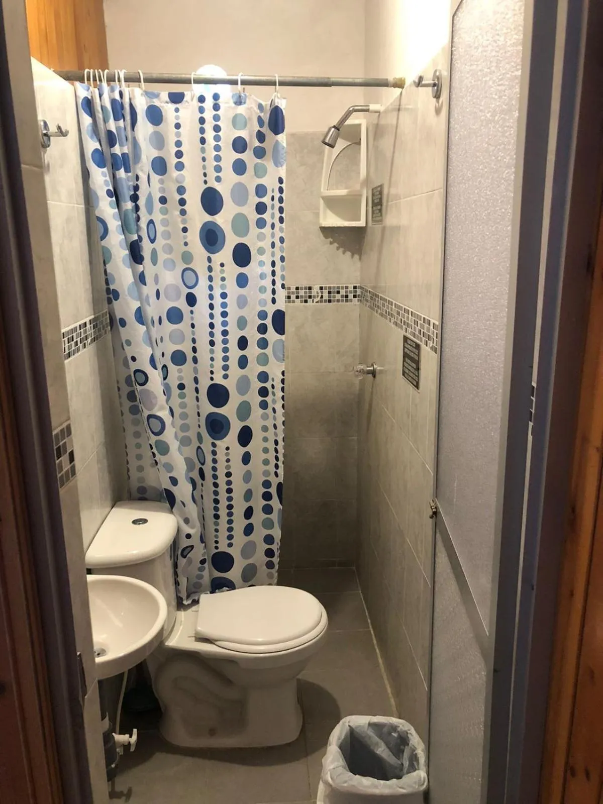 Shower in Hostal Luna Llena Getsemaní